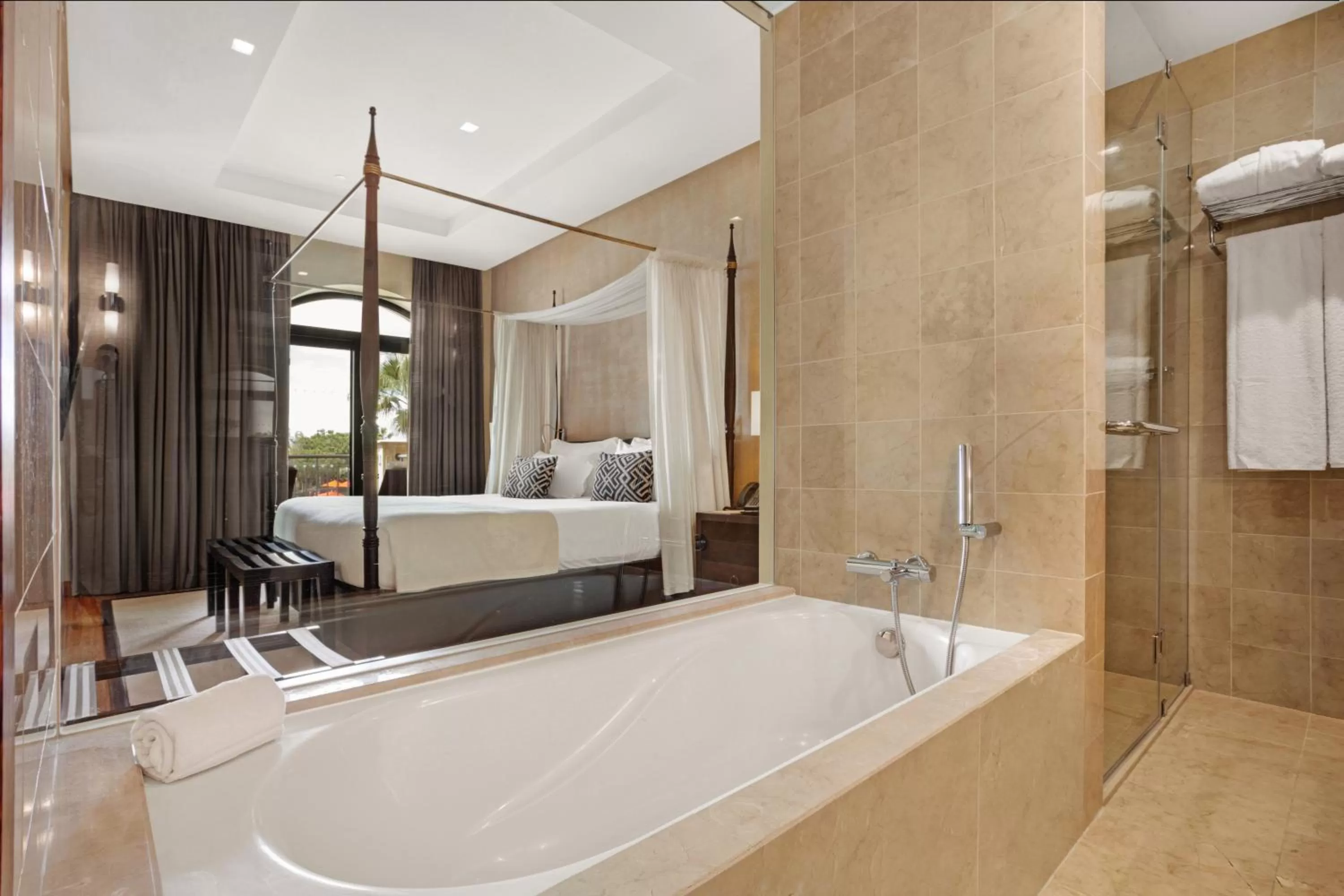 Property building, Bed in Cascade Wellness Resort