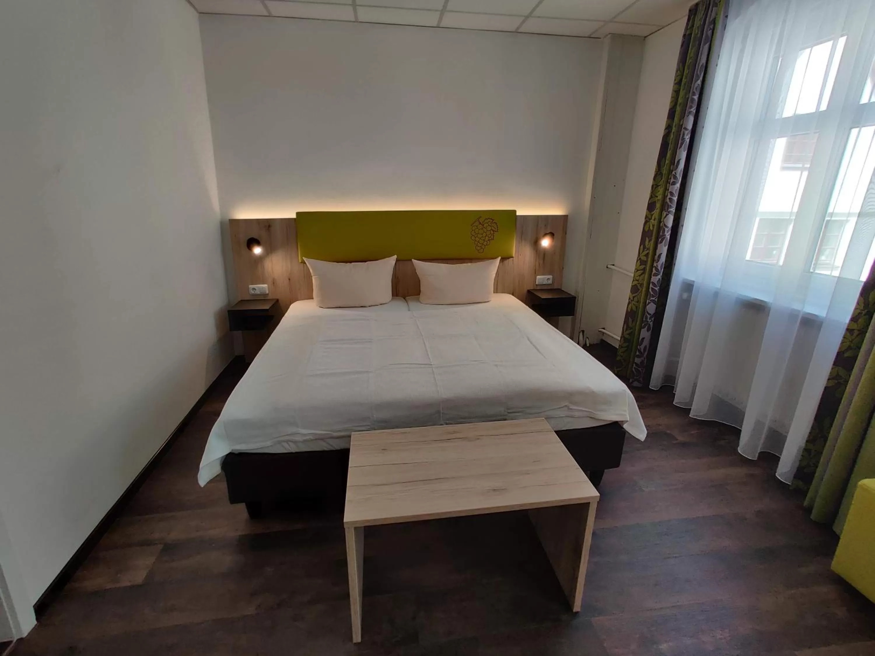 Photo of the whole room, Bed in Hotel Goldene Traube