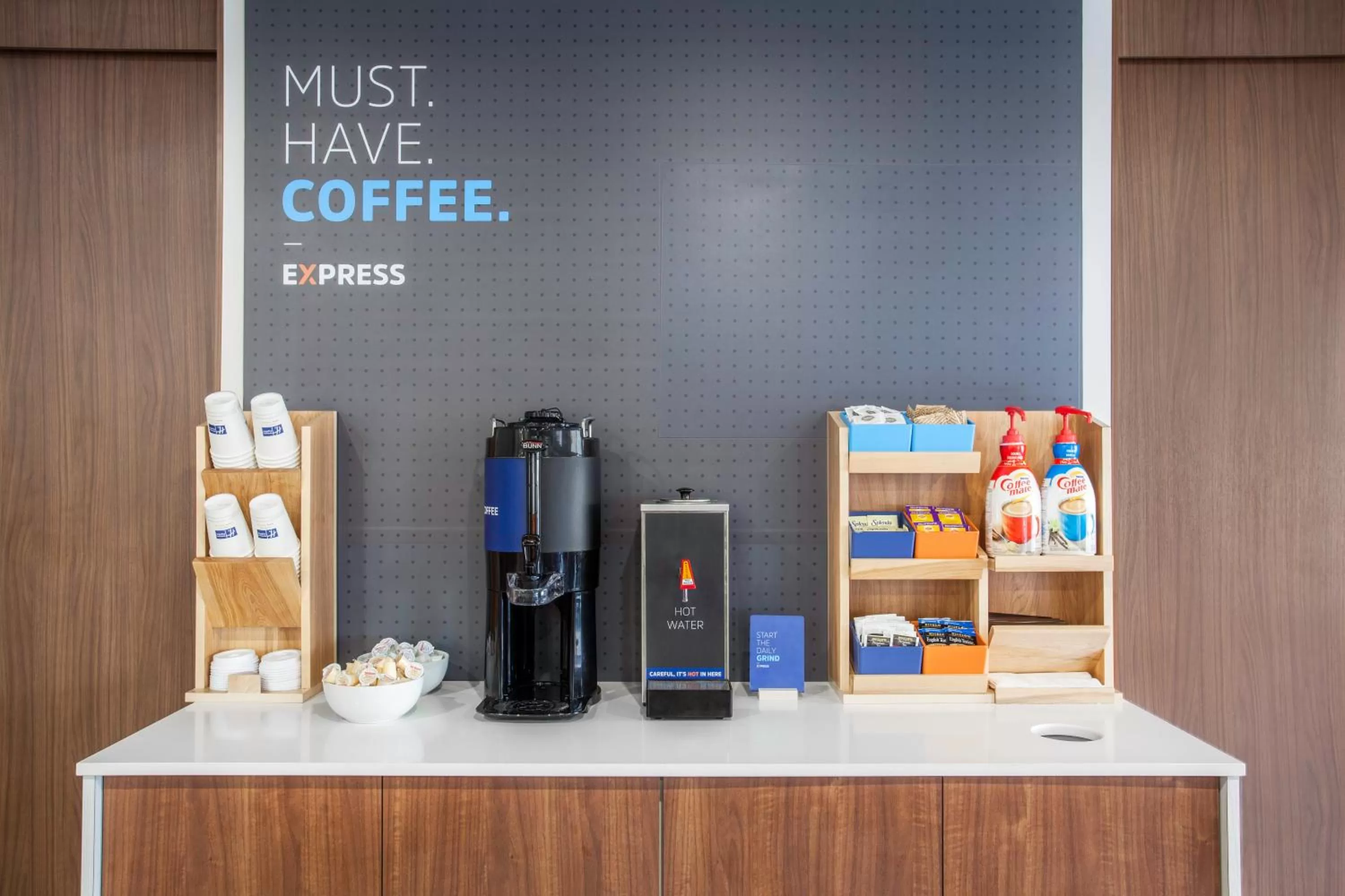 Photo of the whole room in Holiday Inn Express & Suites Mississauga-Toronto Southwest by IHG