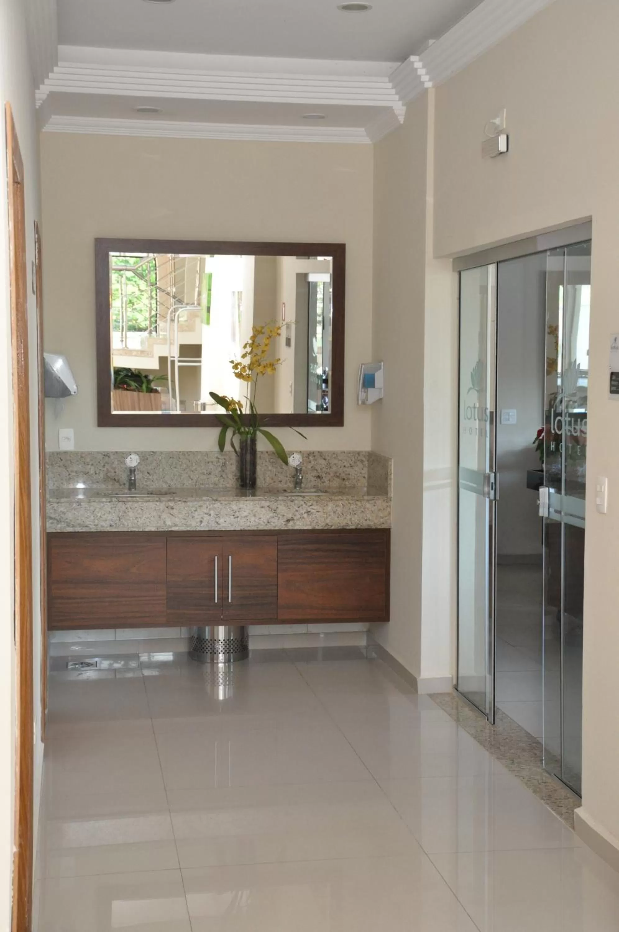 Other, Lobby/Reception in Lotus Hotel - à 6 km do Santuário de Aparecida-SP