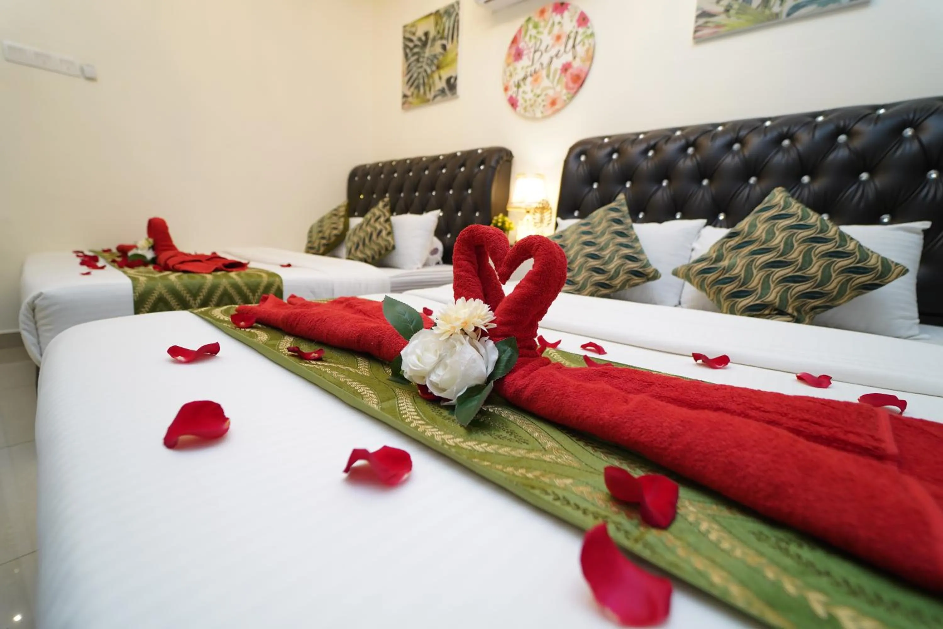 Bed in Ghazrin's Classic Hotel JB