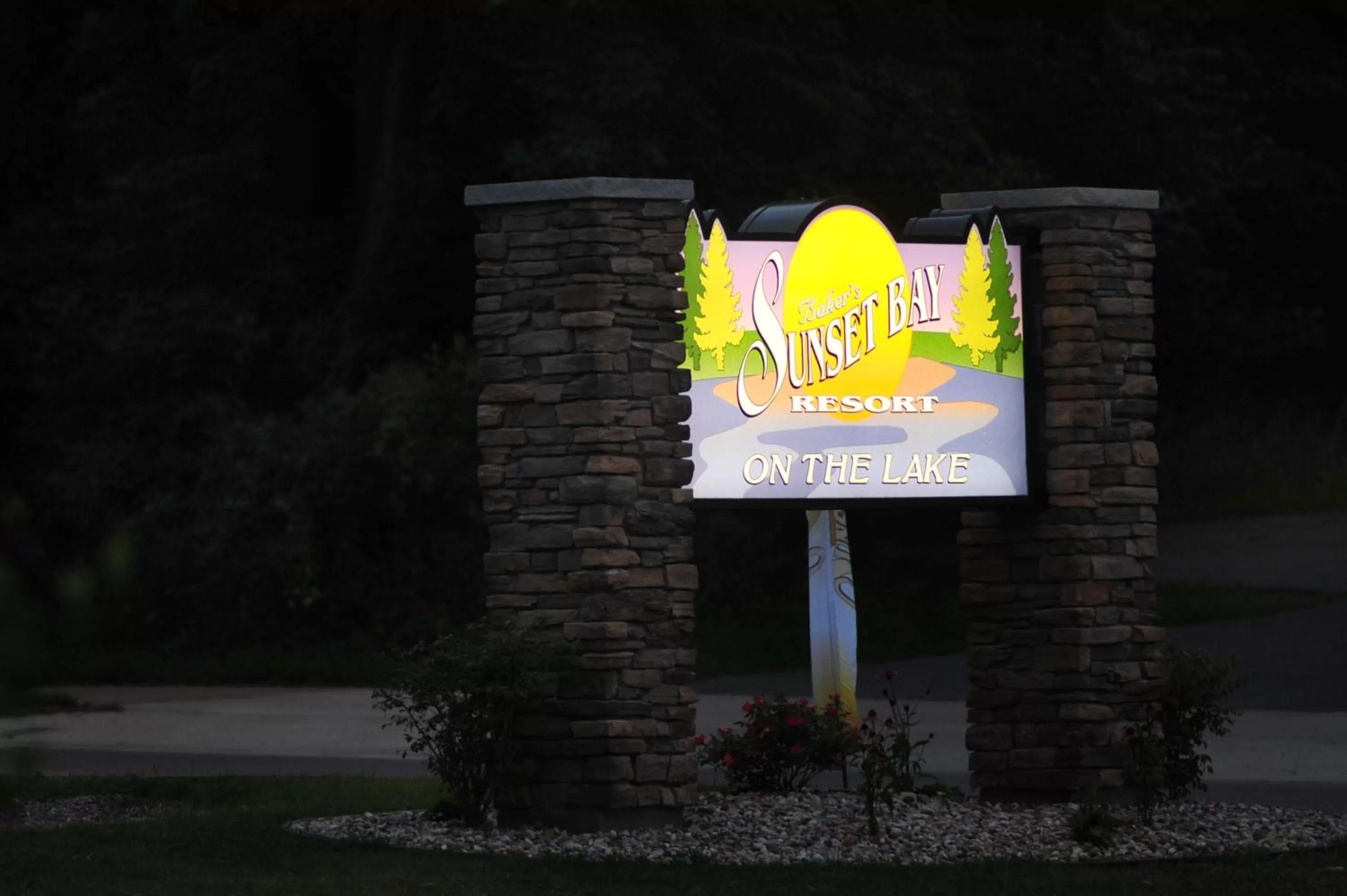 Sunset Bay Resort & Suites