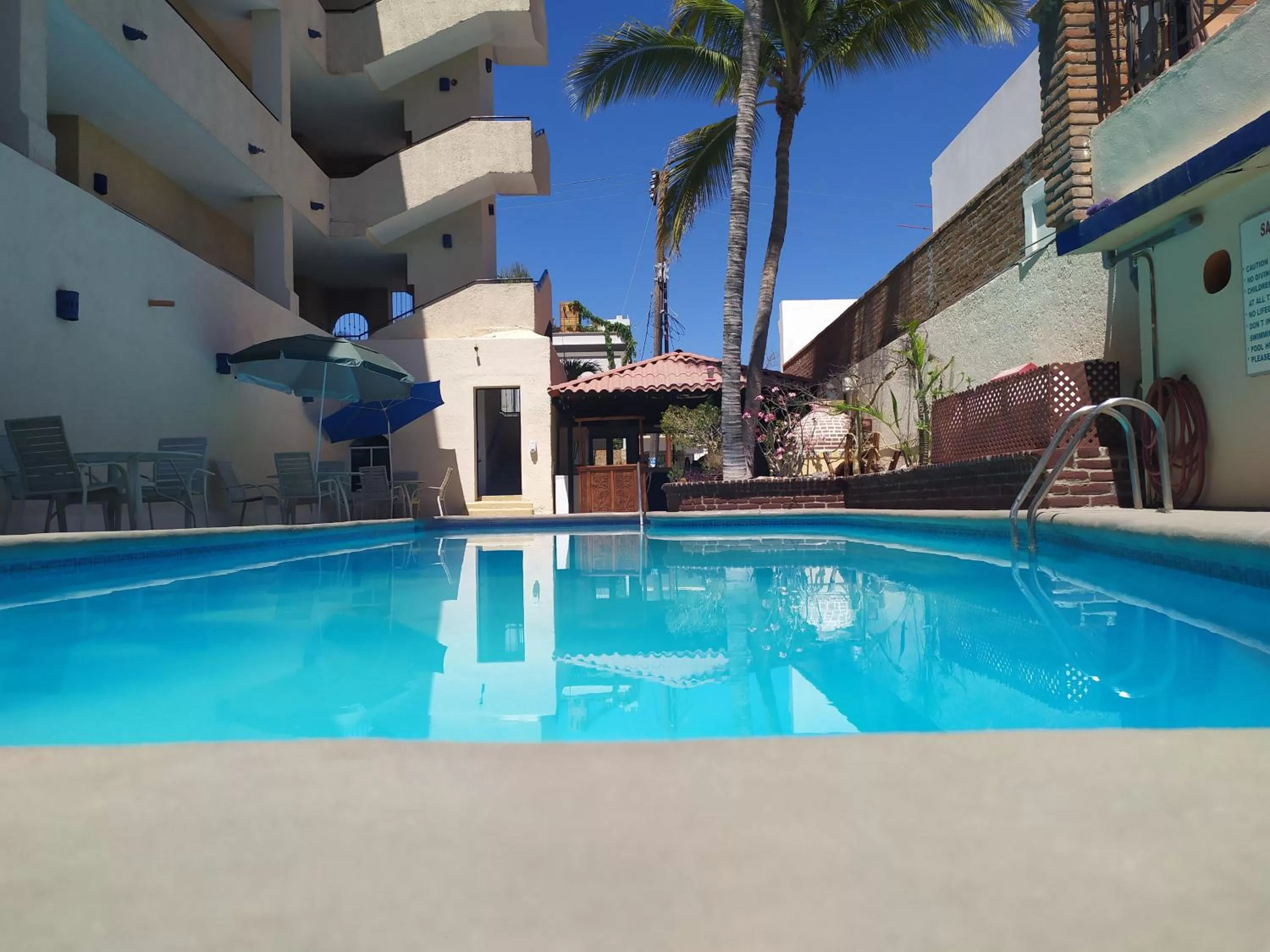 Swimming pool in Las Gaviotas Condo-Hotel La Paz BCS