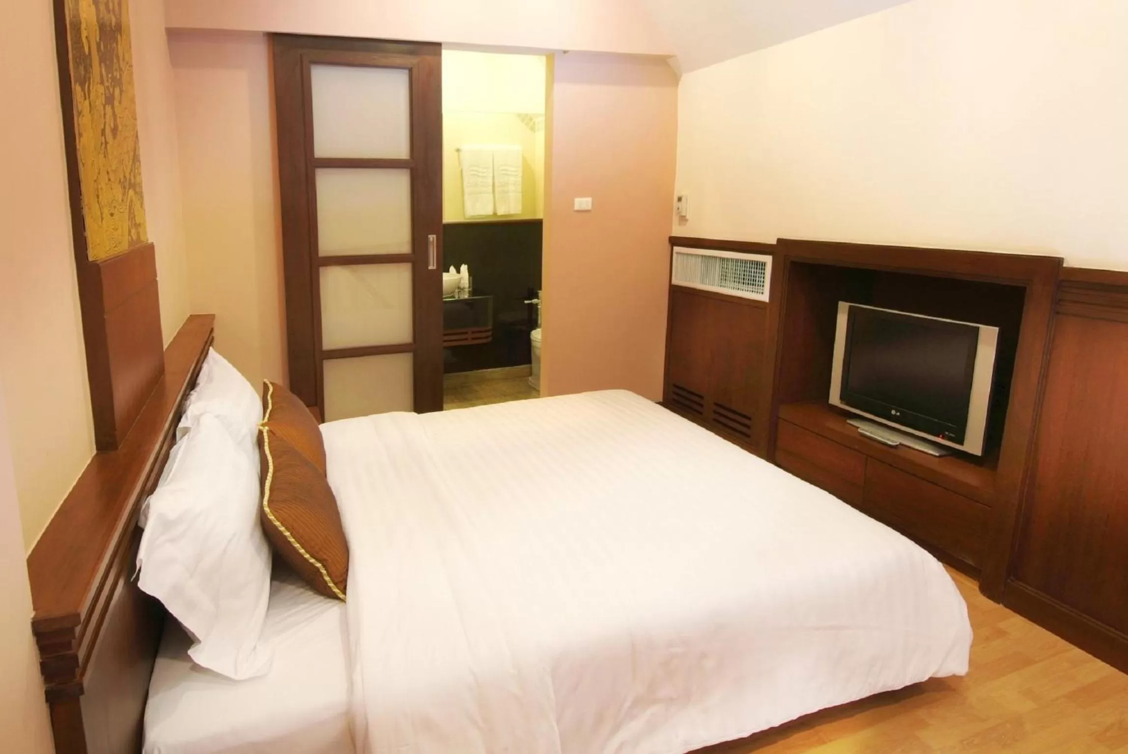 Bedroom in Grand Pacific Sovereign Resort & Spa