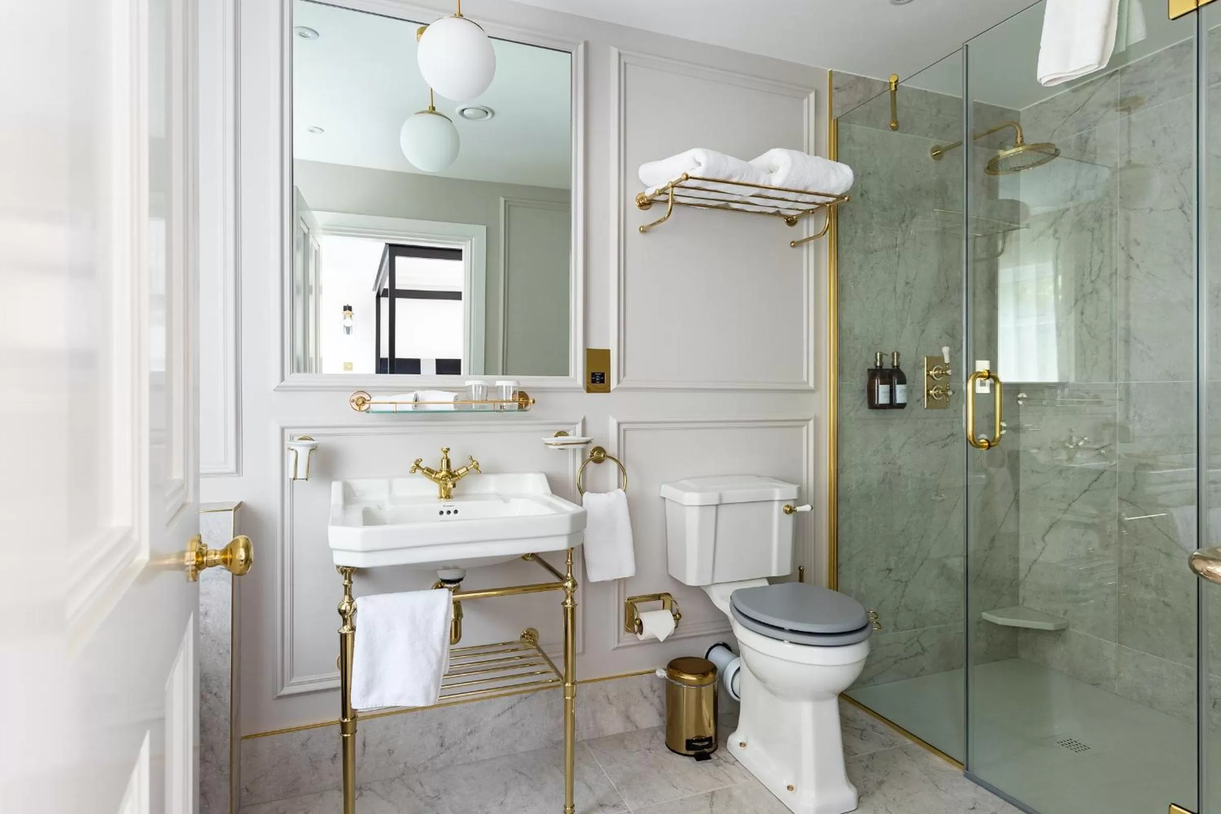 Bathroom in Liss Ard Estate