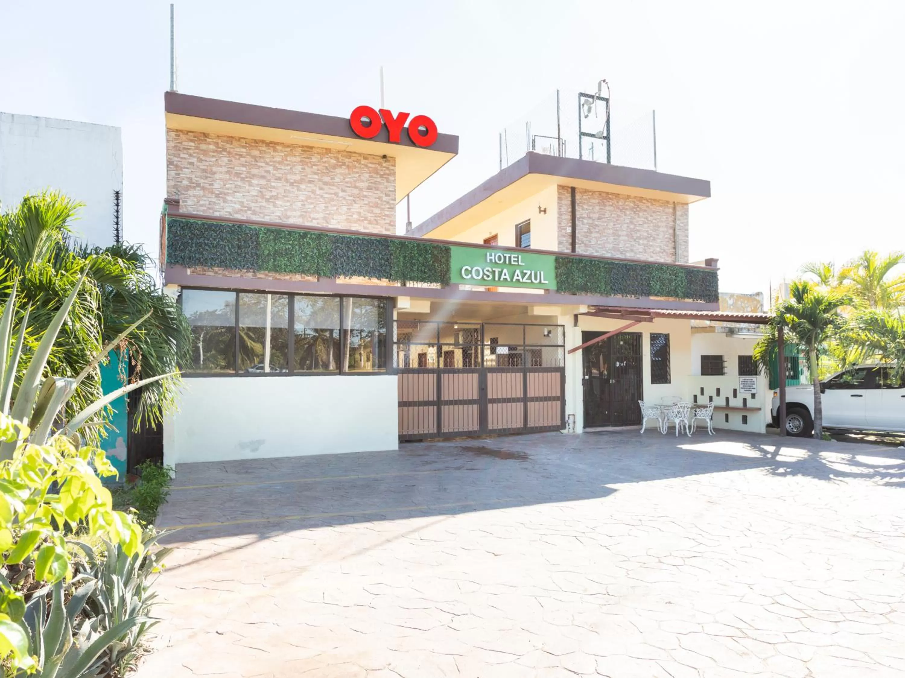 Property building in Hotel Costa Azul