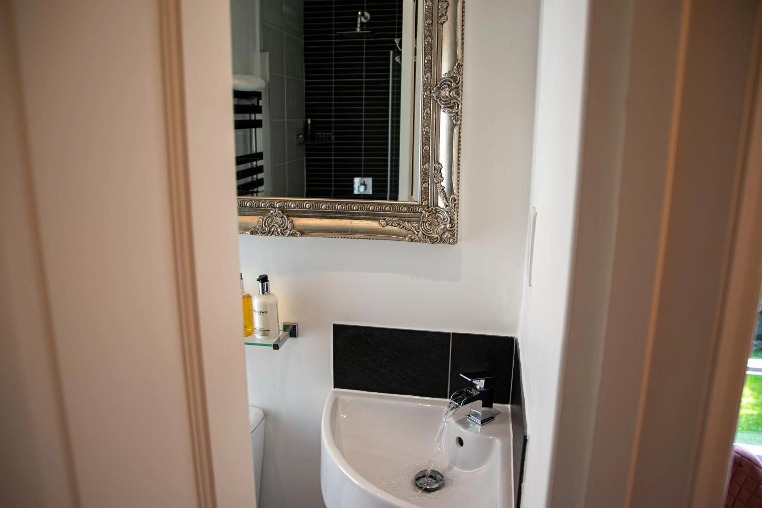 Apple Tree Bed and Breakfast