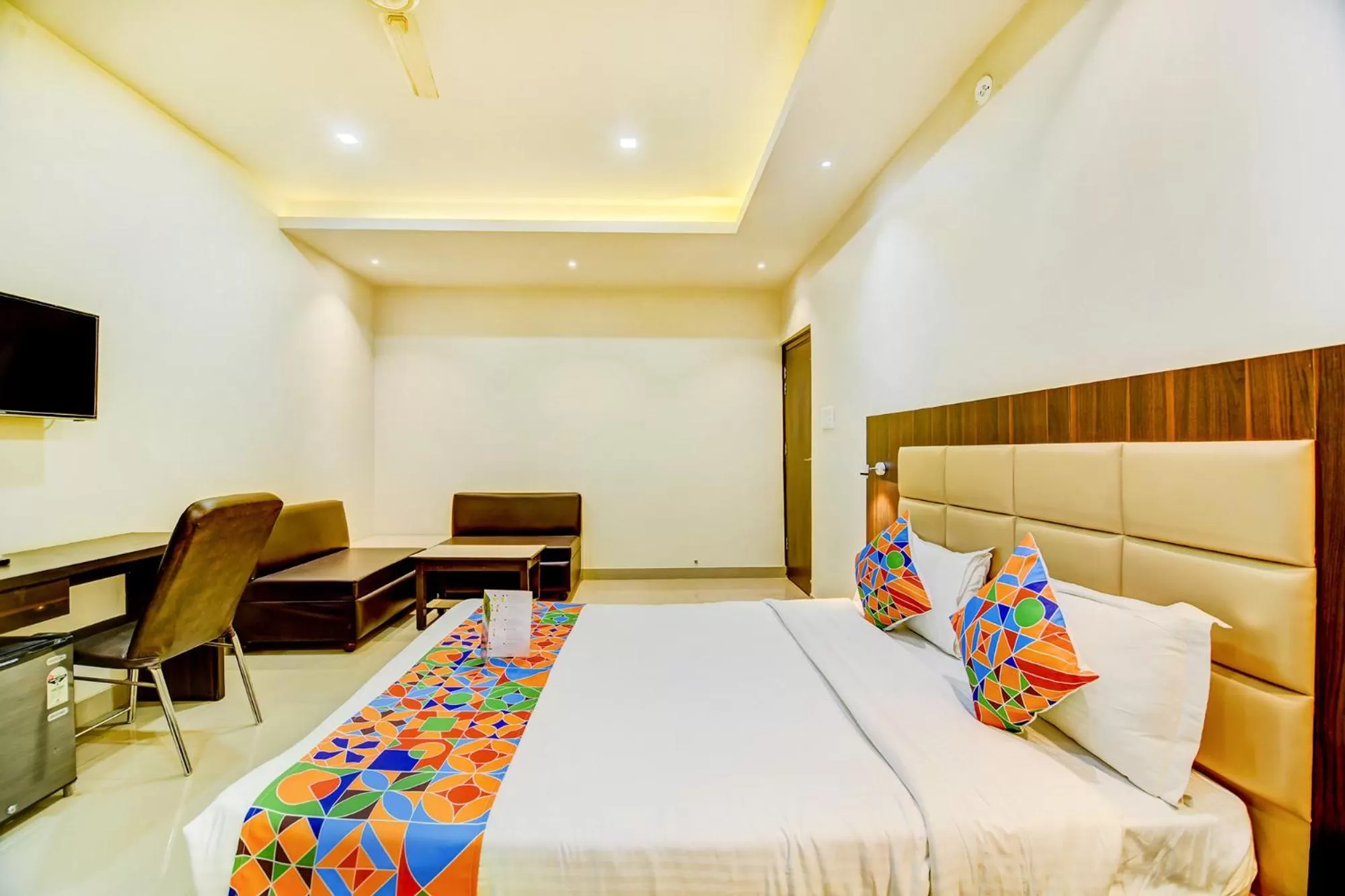 Bedroom in FabHotel Solitaire Inn Tilak Nagar