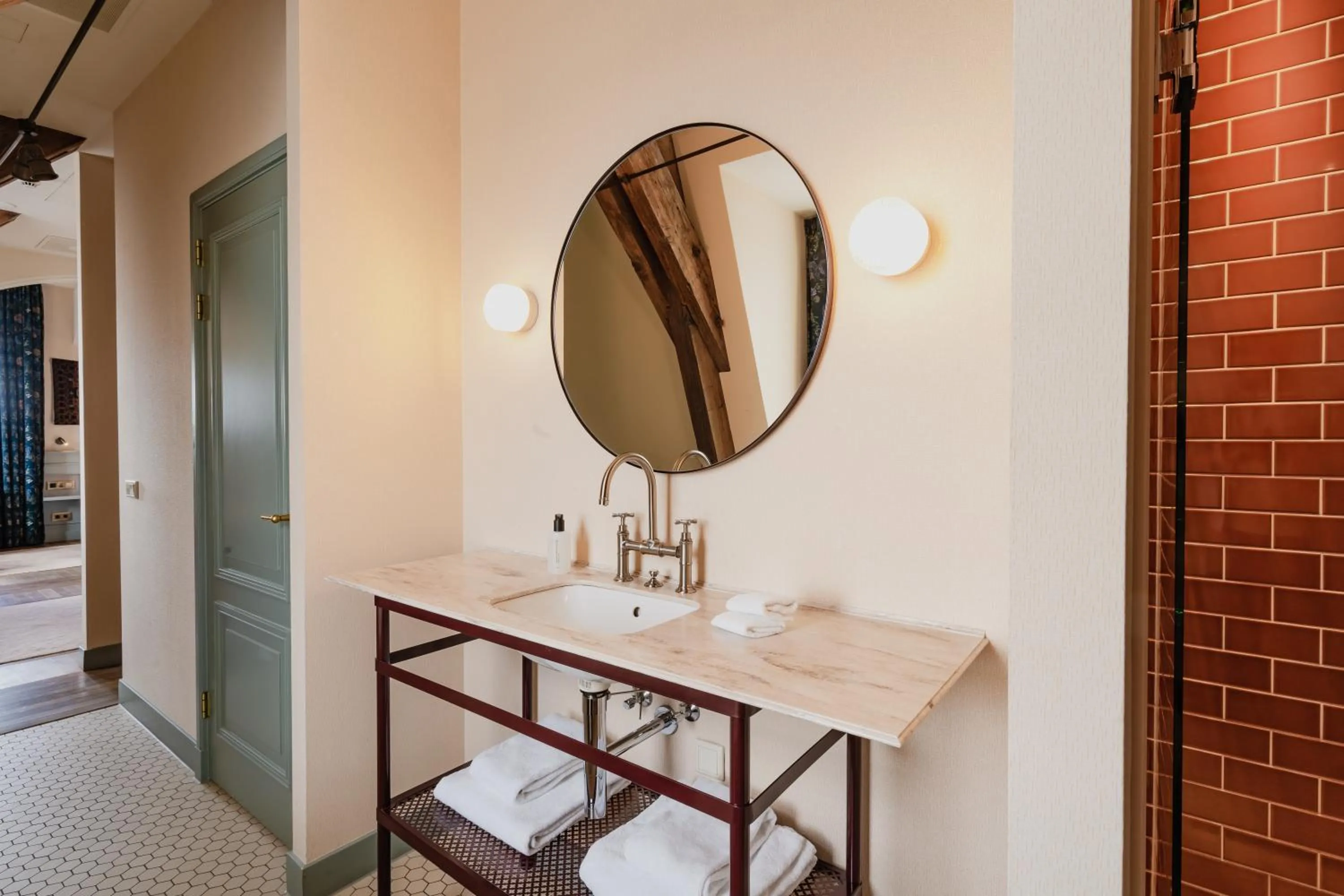 Bathroom in Hotel Mercier