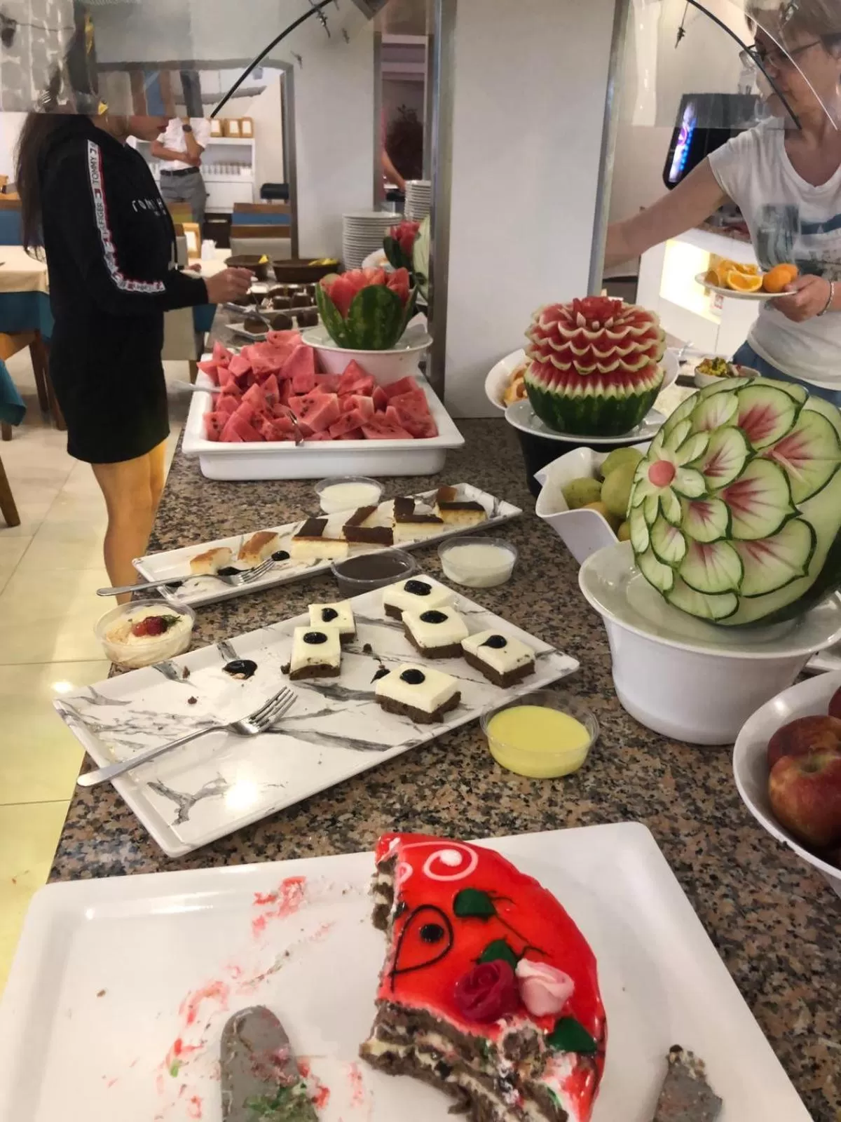 Food and drinks in Arsi Enfi City Beach Hotel