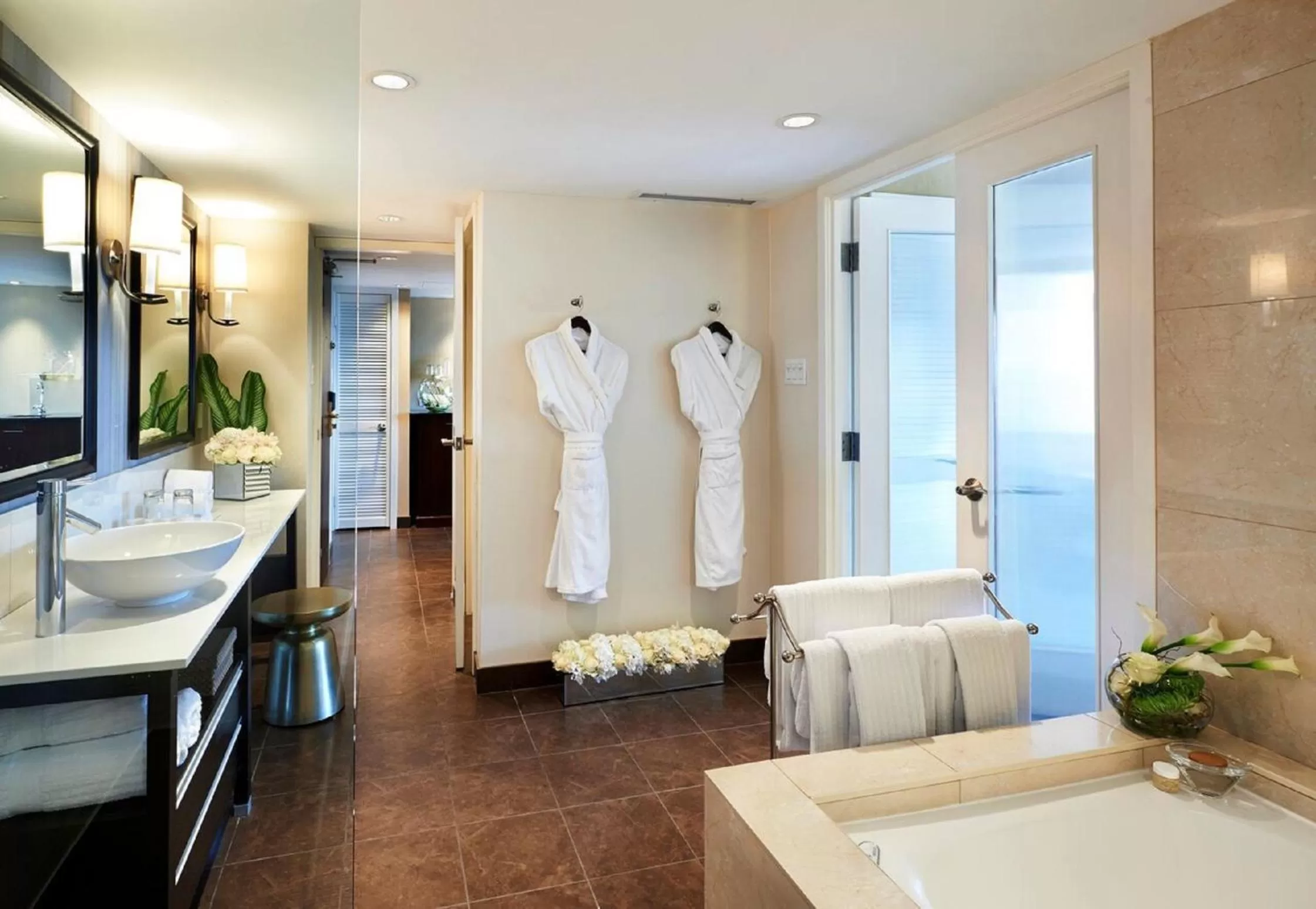 Executive King Suite in The Prince George Hotel