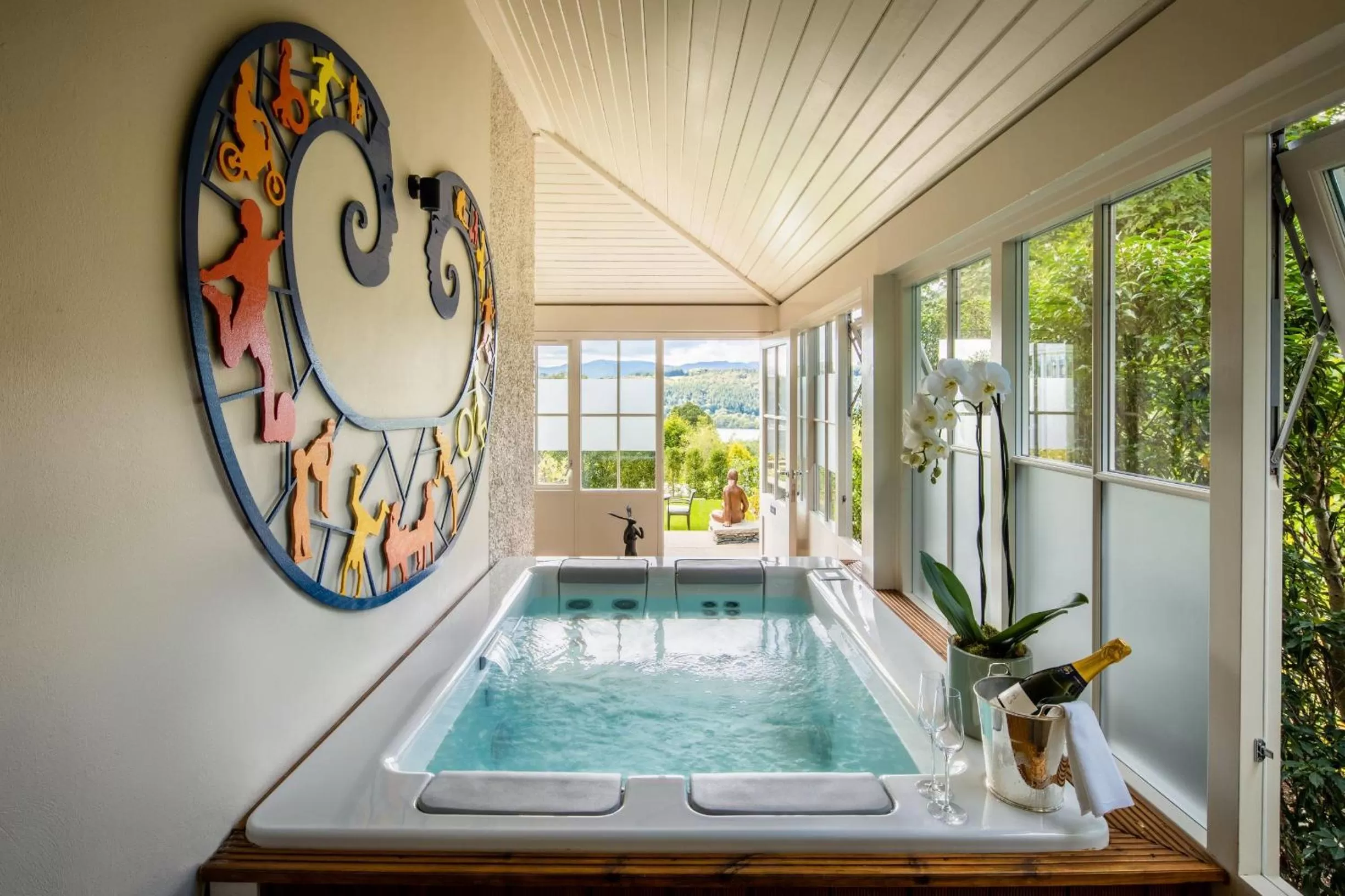 Hot Tub in Linthwaite House Hotel