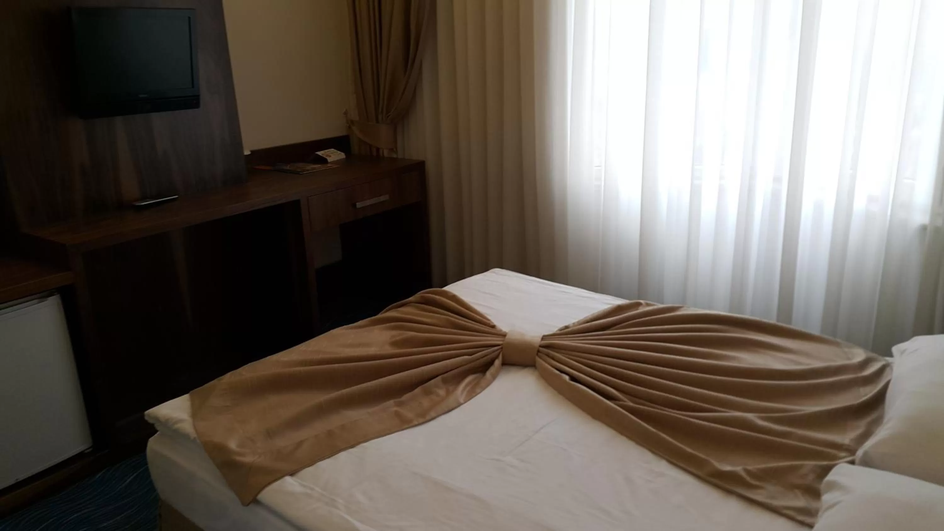 TV and multimedia, Bed in Miroglu Hotel