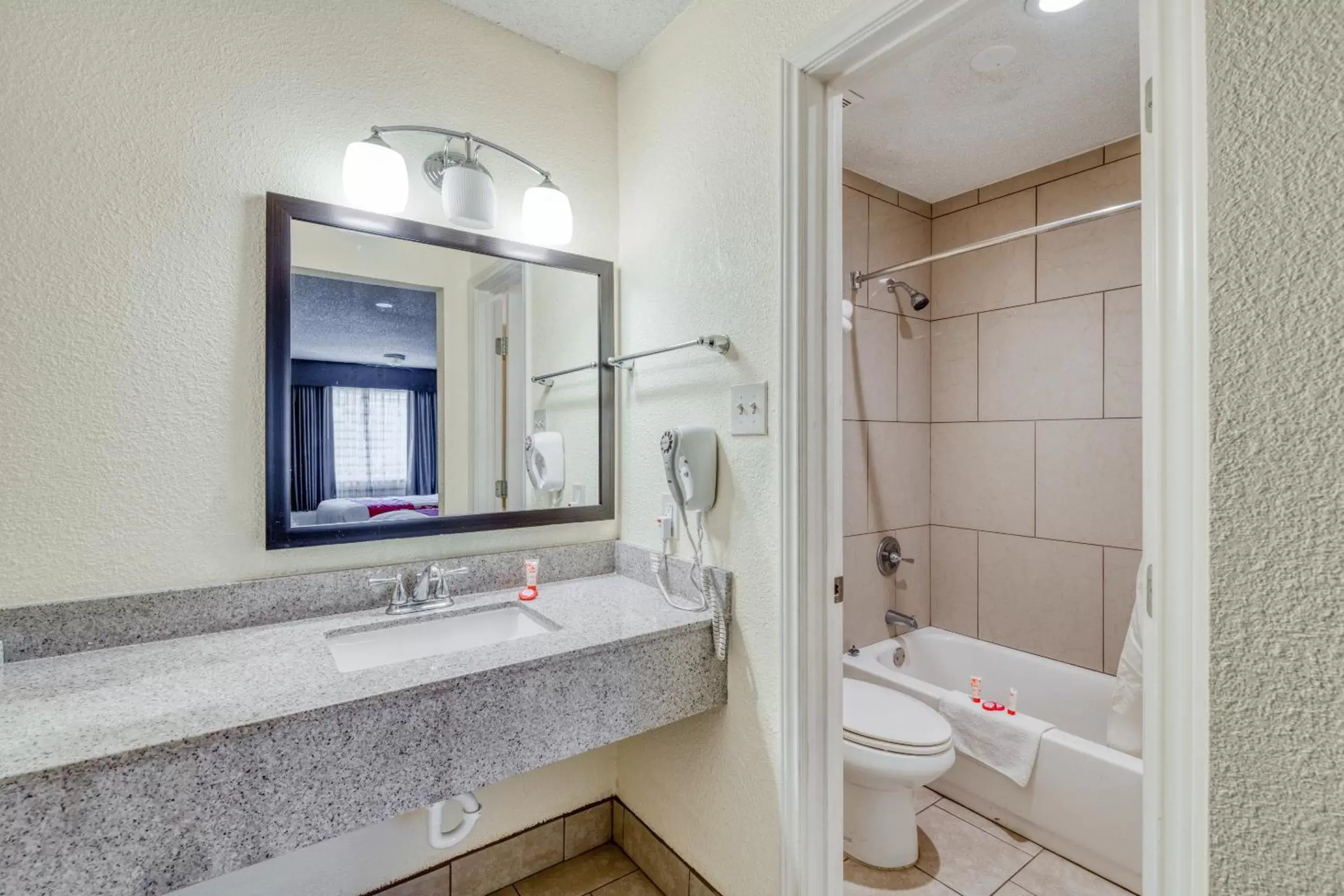 Queen Room with Two Queen Beds in OYO Hotel Rosenberg TX I-69 Queen Room with Two Queen Beds in OYO Hotel Rosenberg TX I-69