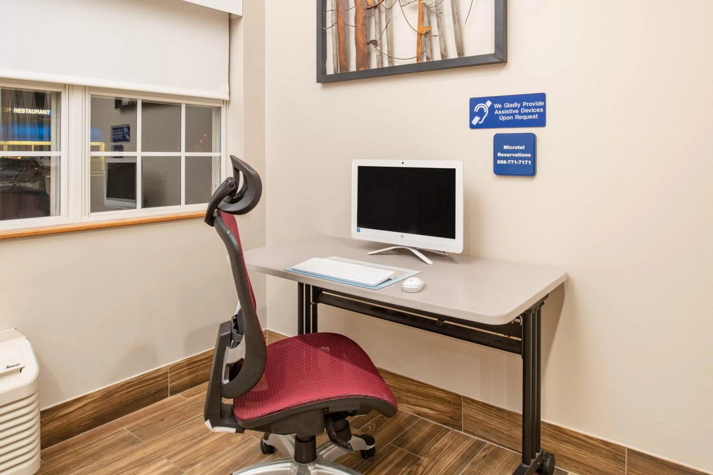 Business facilities in Microtel Inn & Suites by Wyndham Springfield