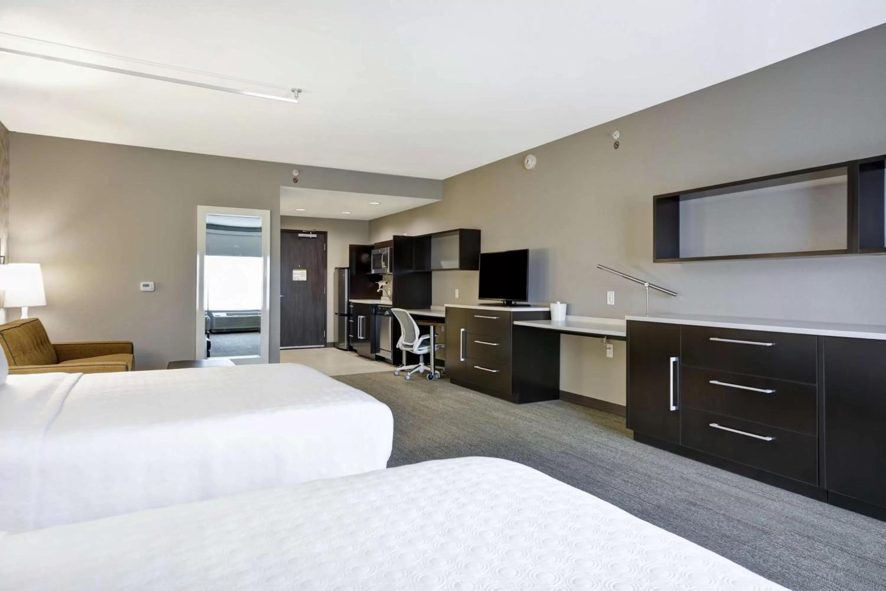 Bedroom, Bed in Home2 Suites by Hilton Stow Akron