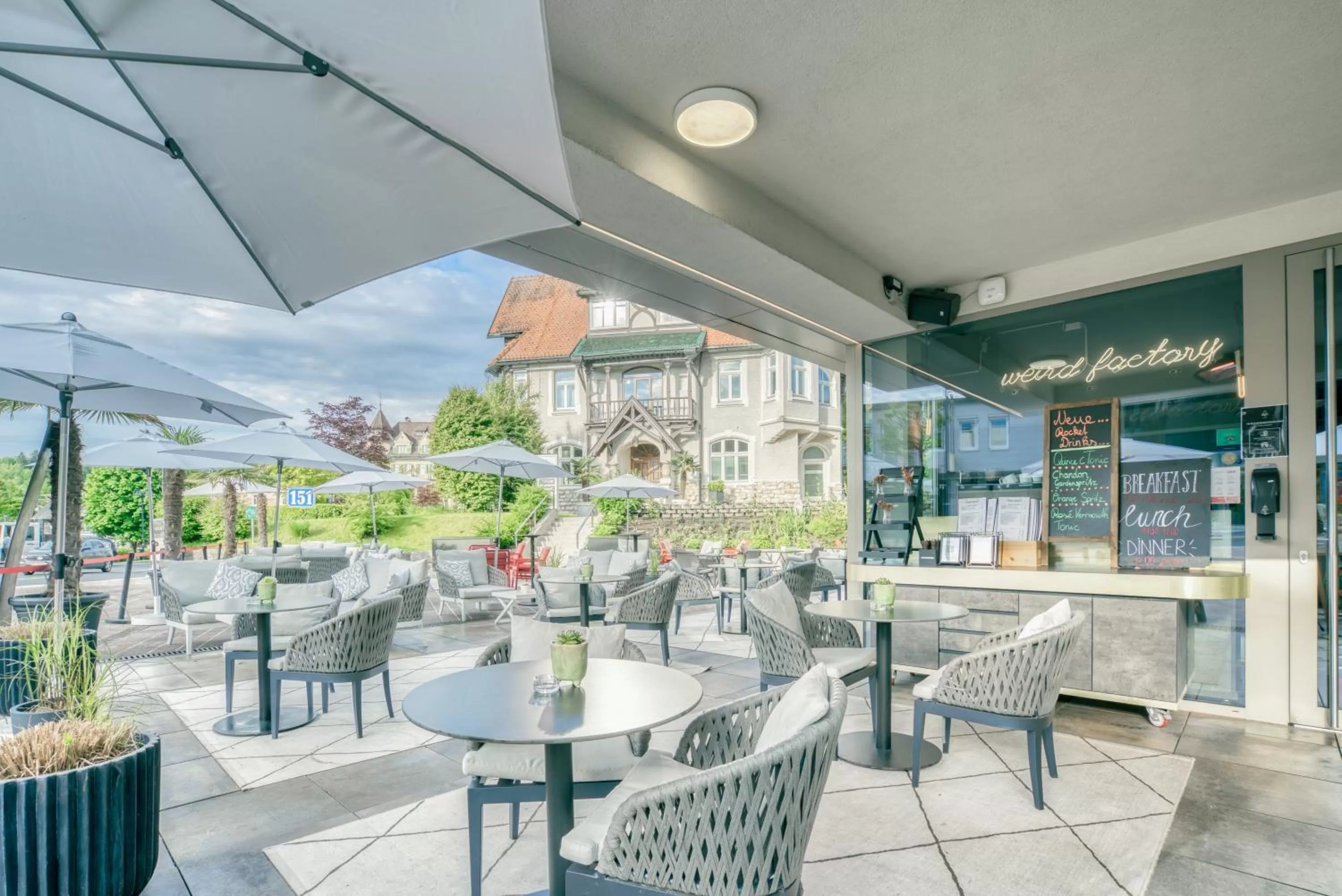 Restaurant/places to eat in Rocket Rooms Velden