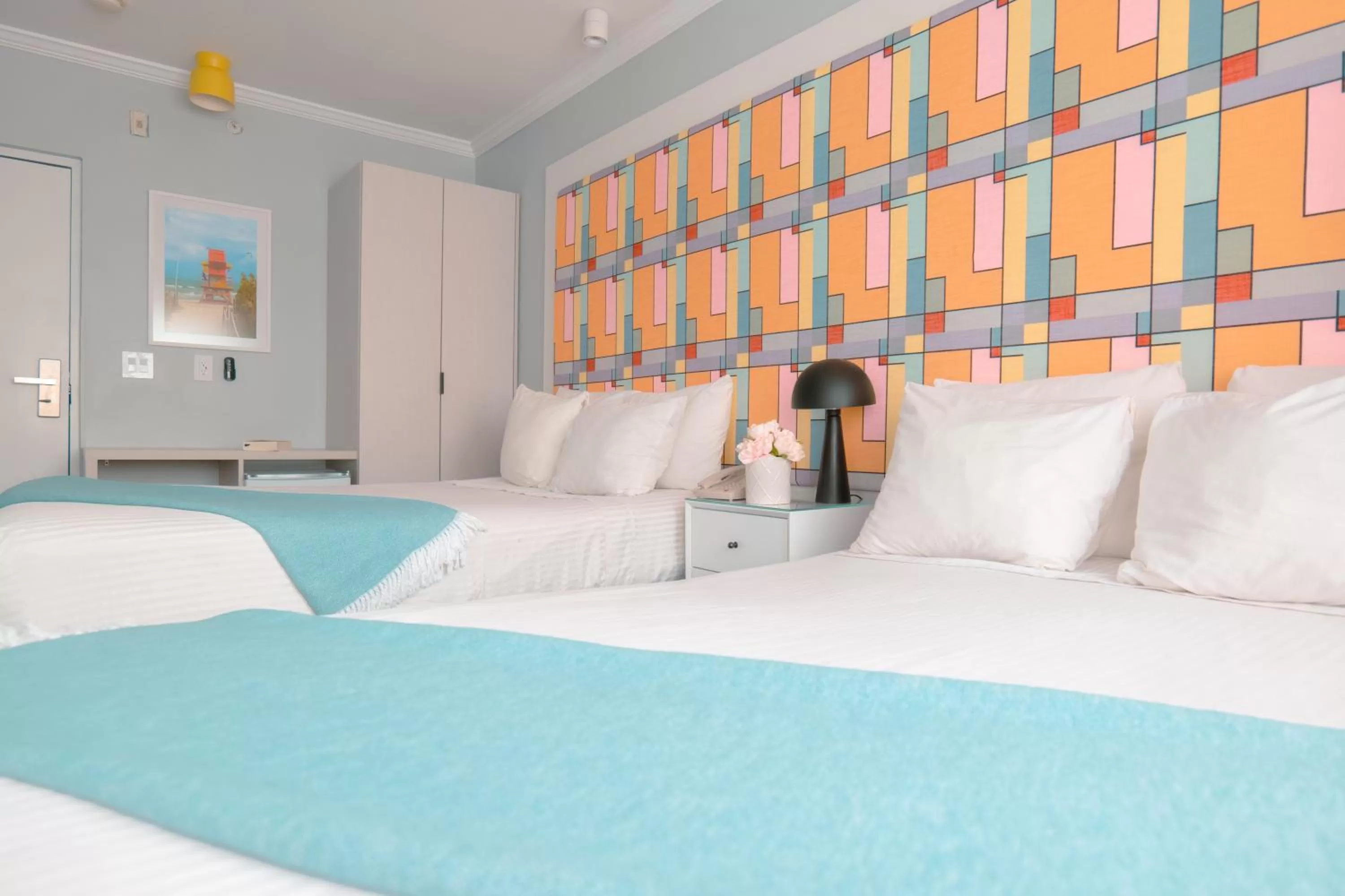 Bed in The Cove By Renzzi