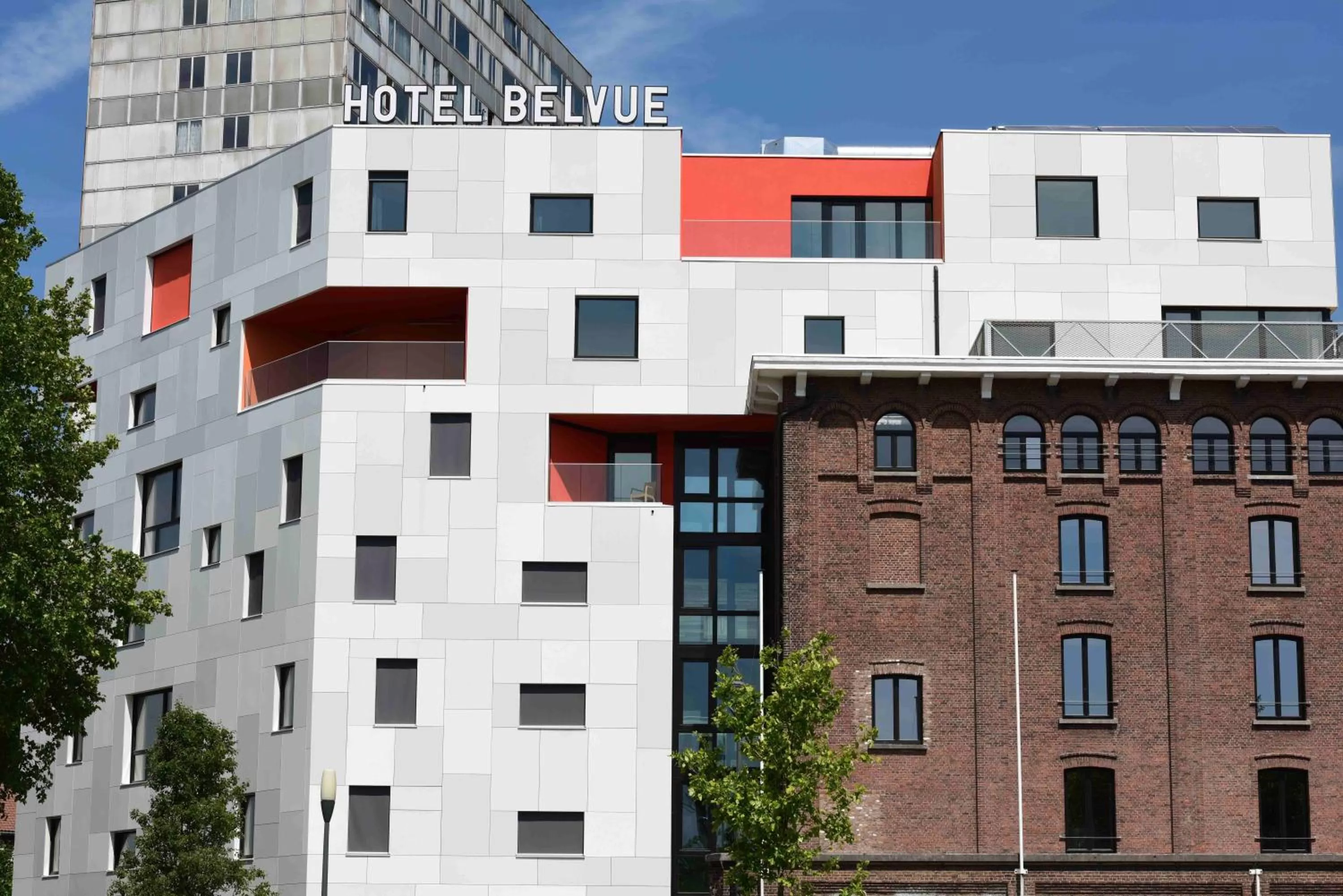 Property building in Hôtel Belvue