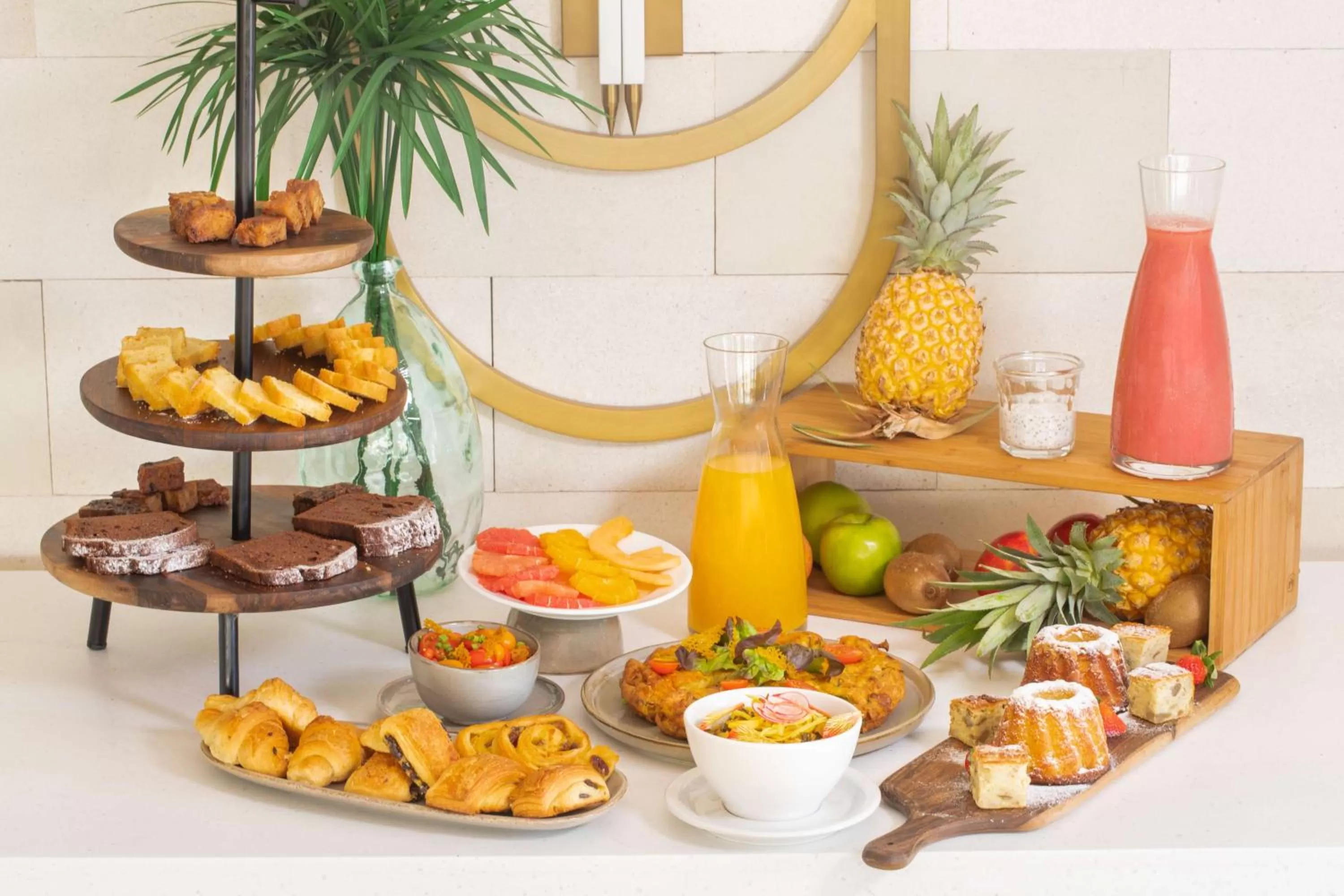 Restaurant/places to eat in Radisson Hotel Saint Denis, La Reunion