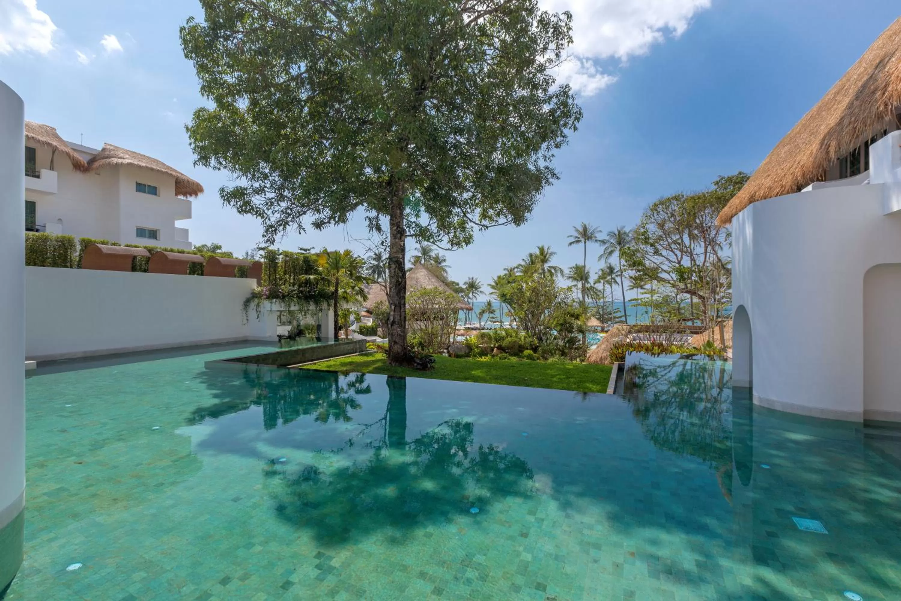 Swimming pool in Eden Beach Khao Lak Resort & Spa