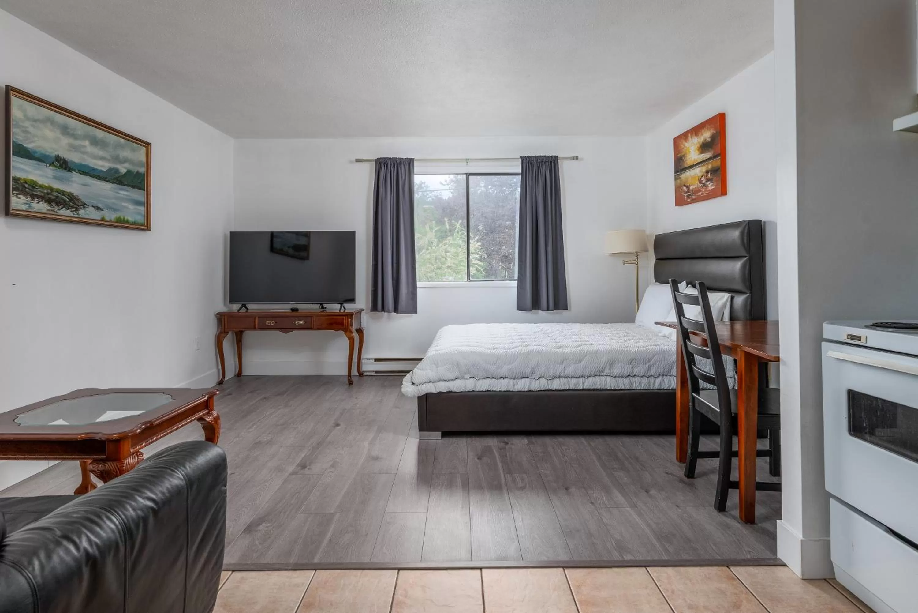 Bedroom, Bed in Croft Inn Motel