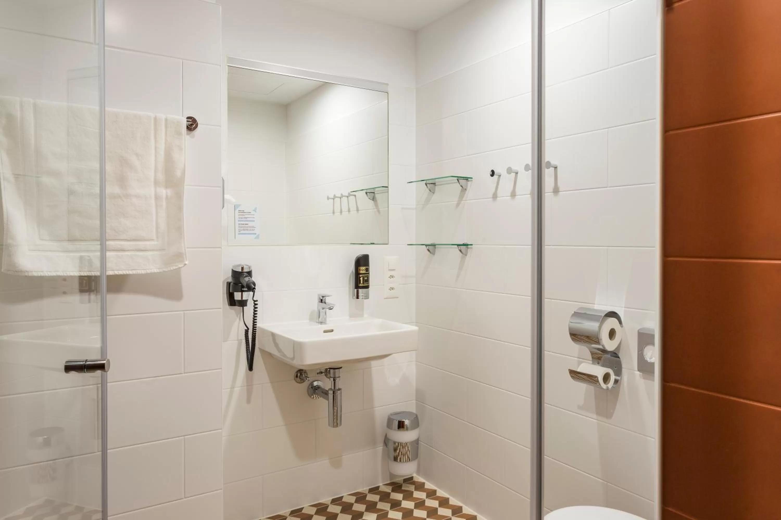 Bathroom in MEININGER Hotel Zürich Greencity