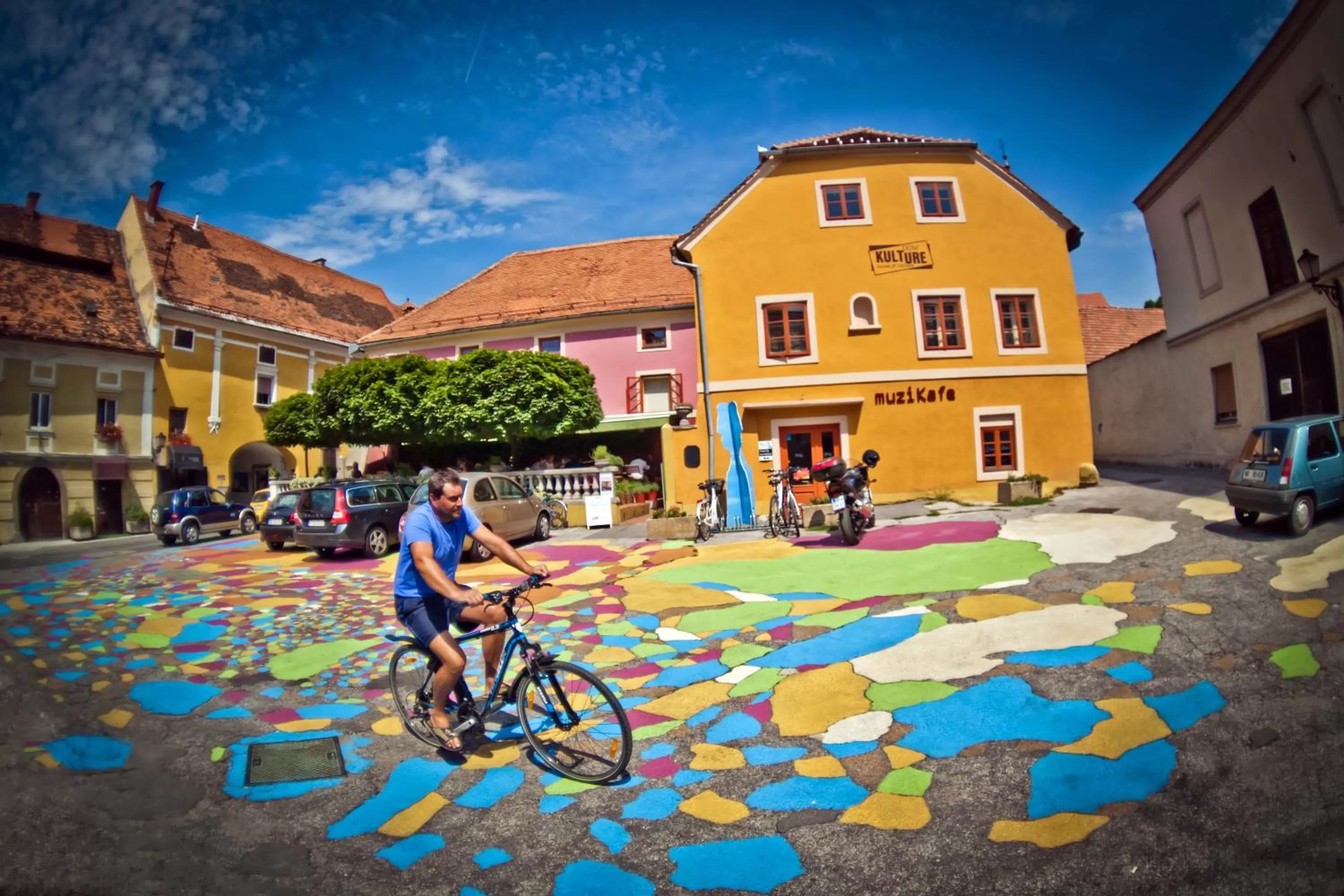 Property Building in MuziKafe - Home of Culture