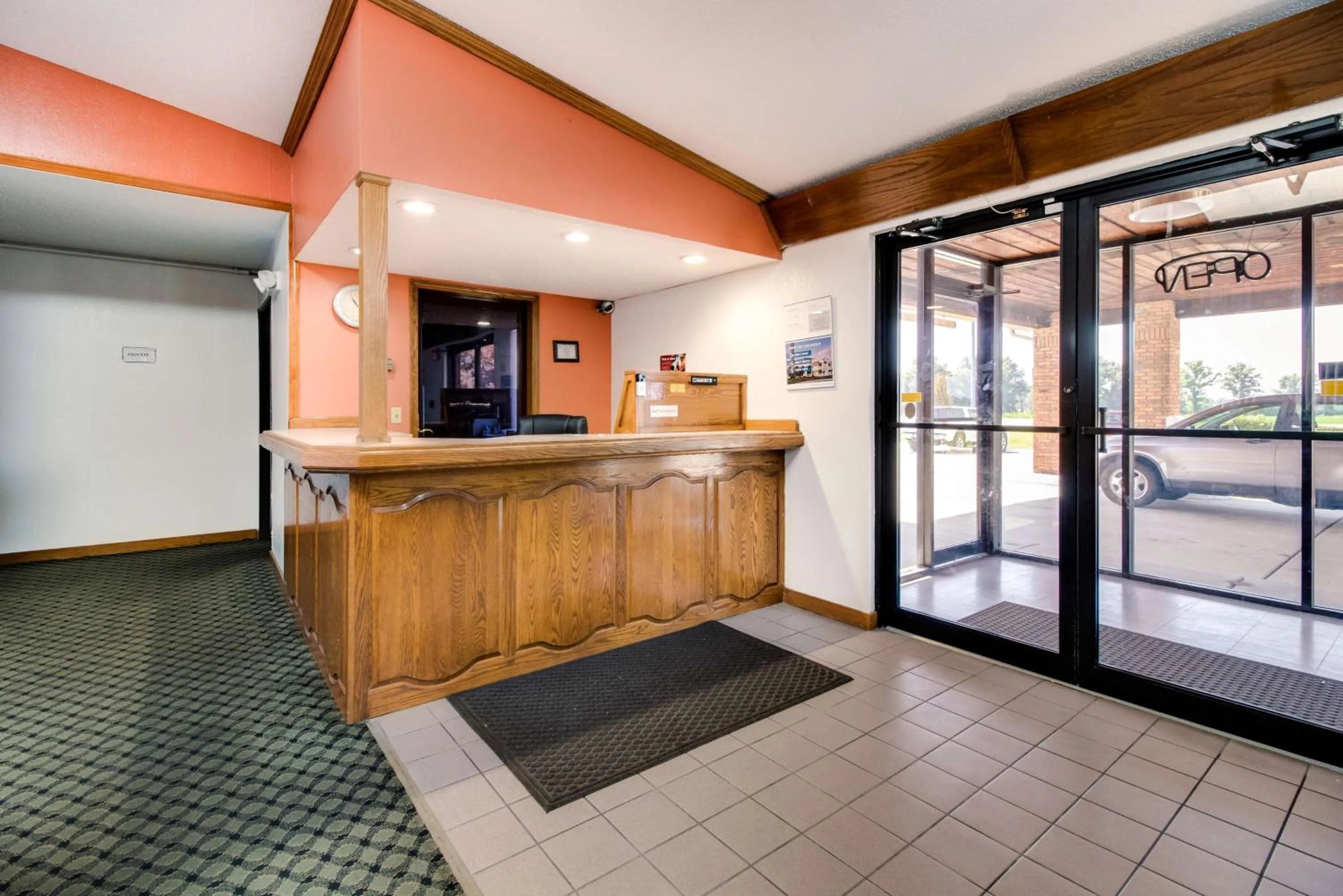 Lobby or reception in Motel 6-Marion, IL