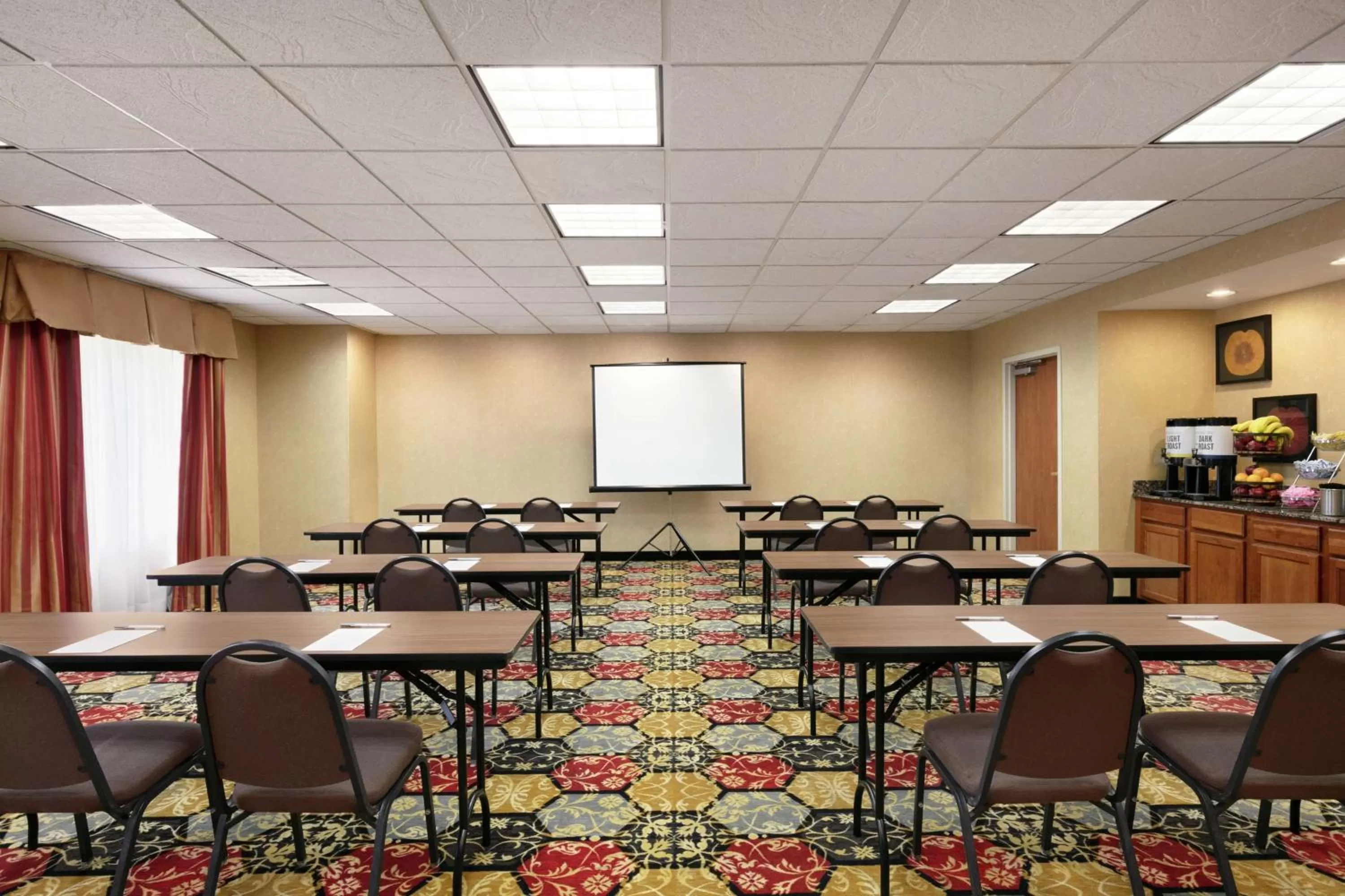 Meeting/conference room in Hampton Inn & Suites Lawton