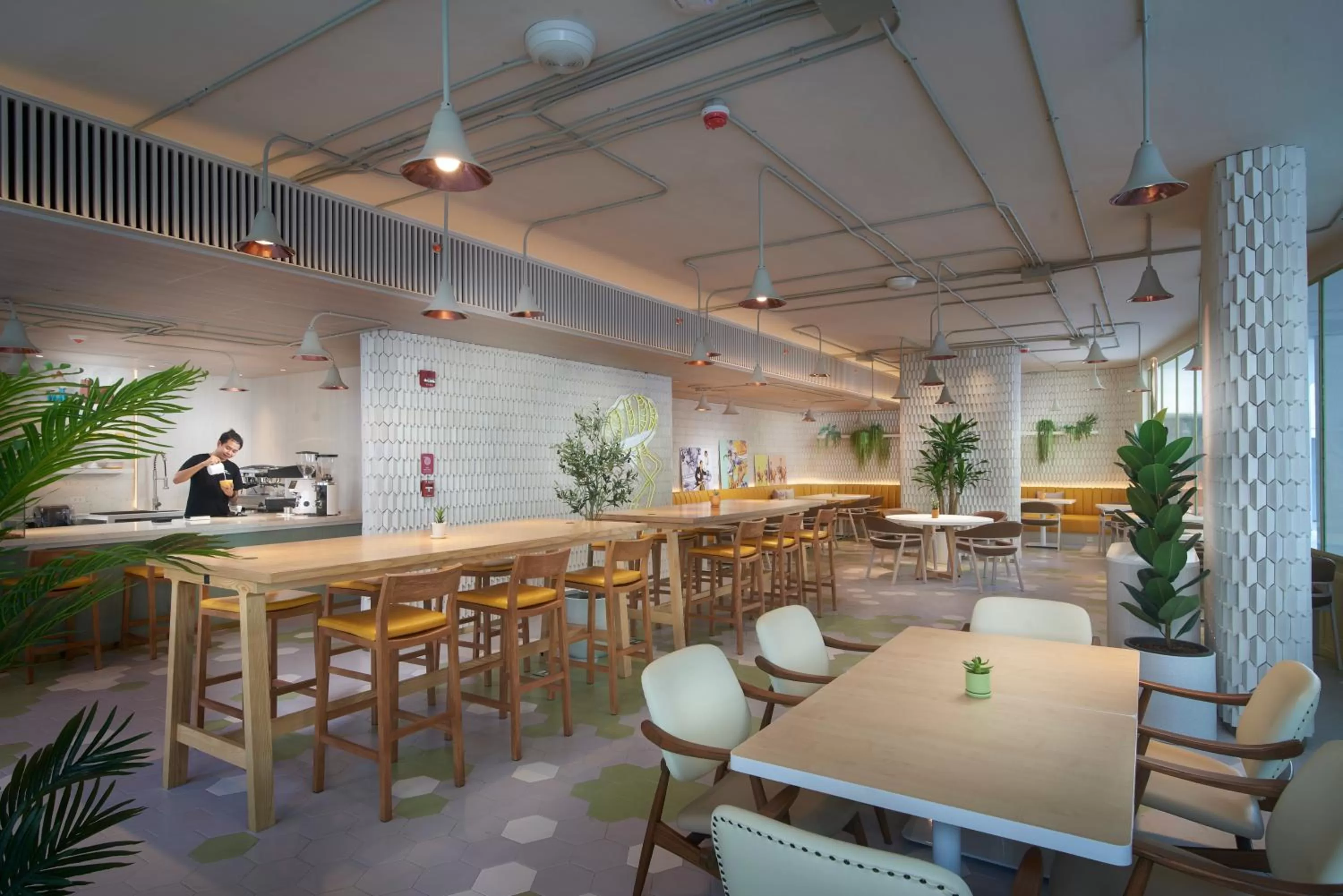 Restaurant/places to eat in Shama Yen-Akat Bangkok