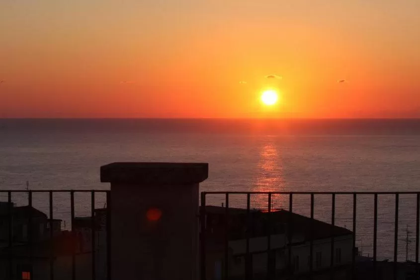 City view, Sunrise/Sunset in A casa di Tommy B&B