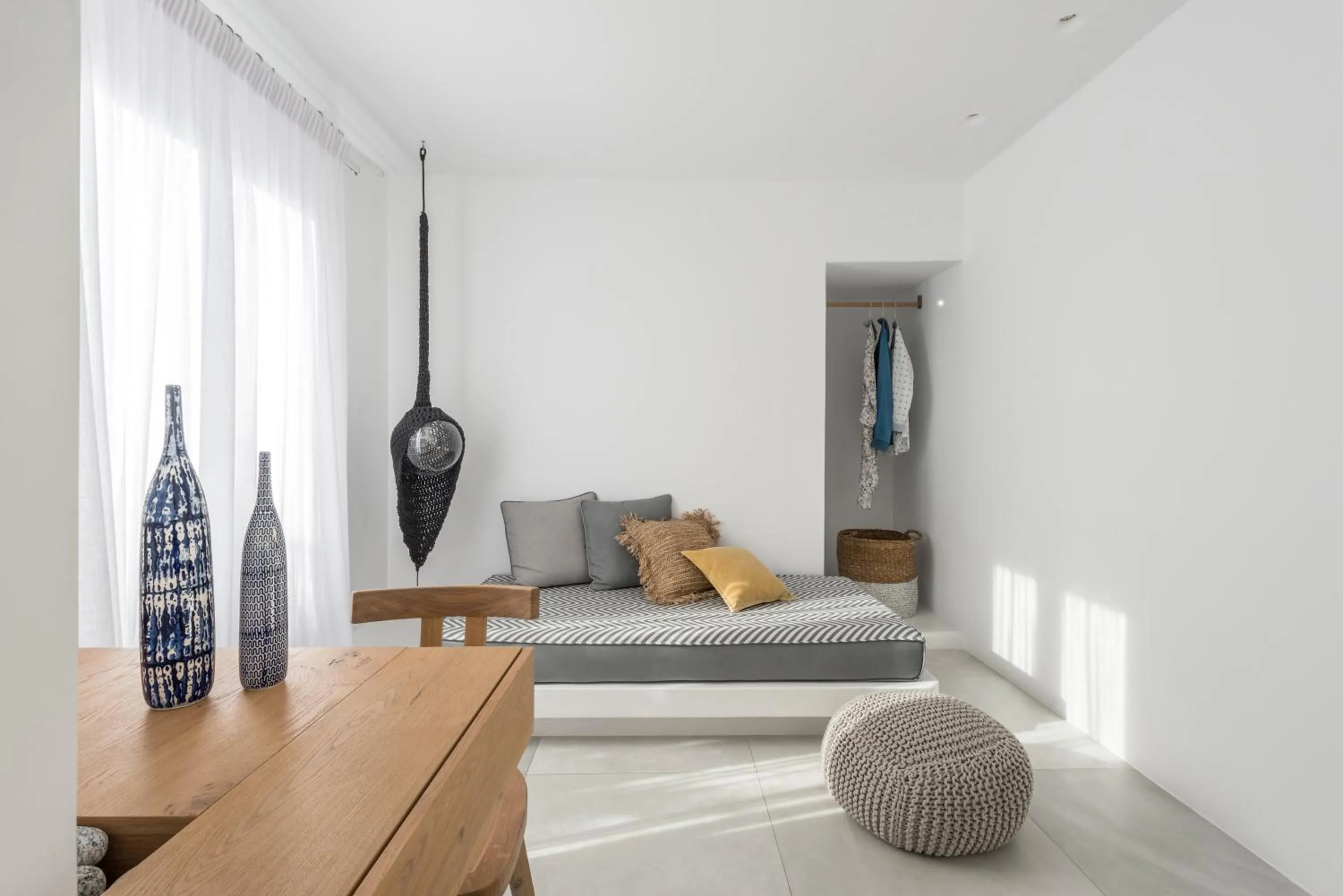 TV and multimedia in A Hotel Mykonos