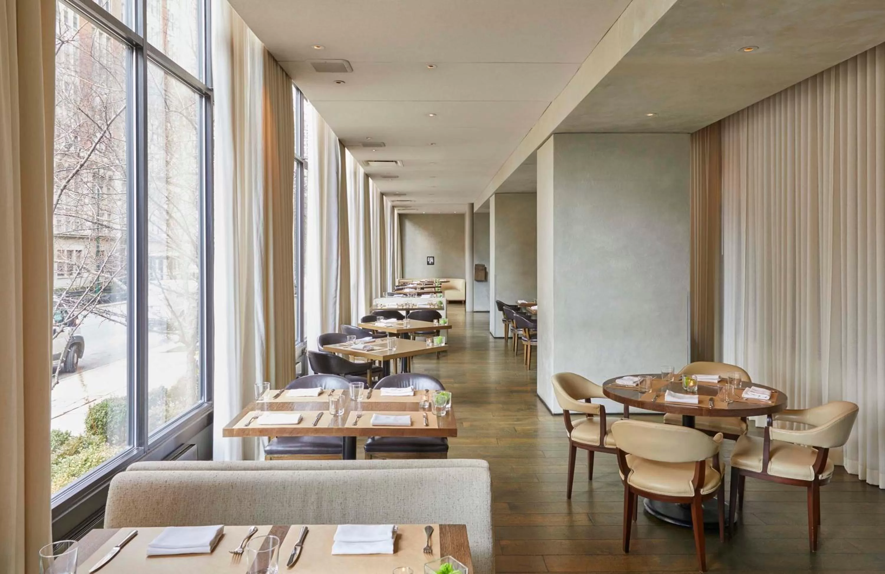 Restaurant/places to eat in Ambassador Chicago, part of JdV by Hyatt