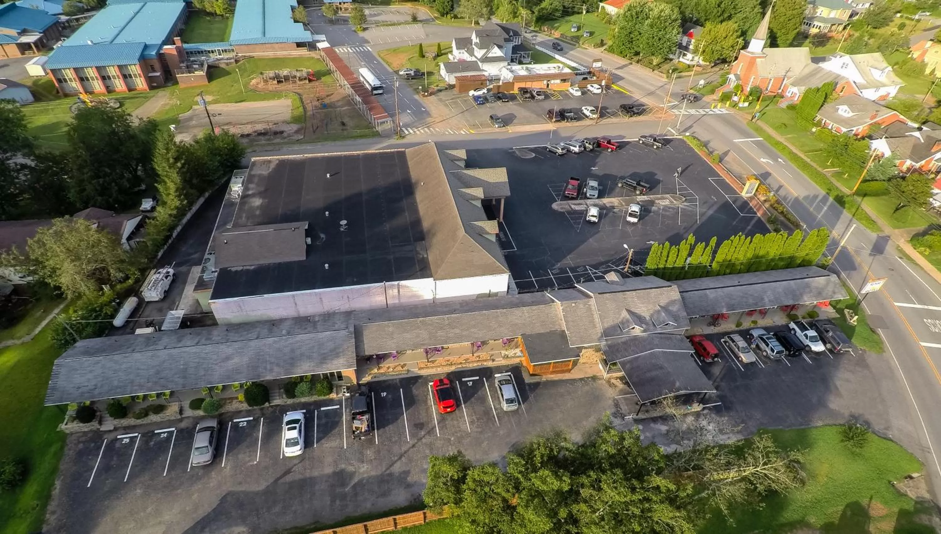 Bird's eye view in Sunset Motel