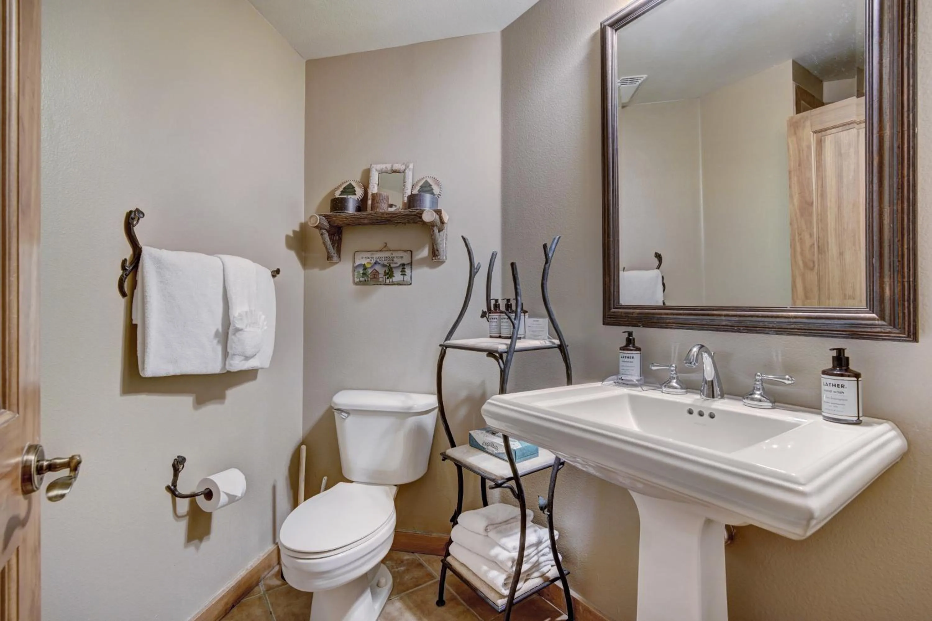 Timbers & Lone Eagle by Vail Resorts