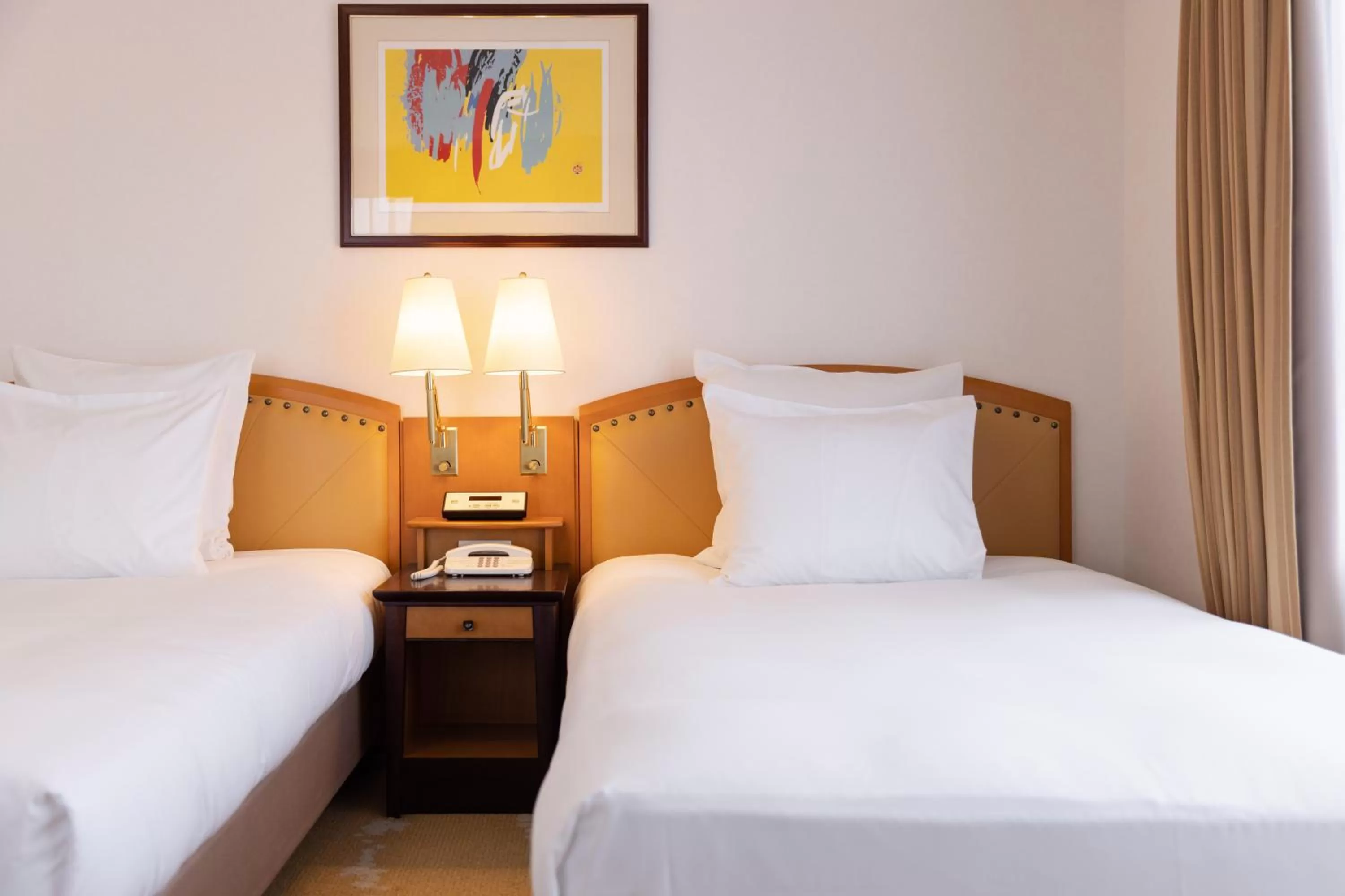 Photo of the whole room, Bed in ANA Crowne Plaza Toyama by IHG