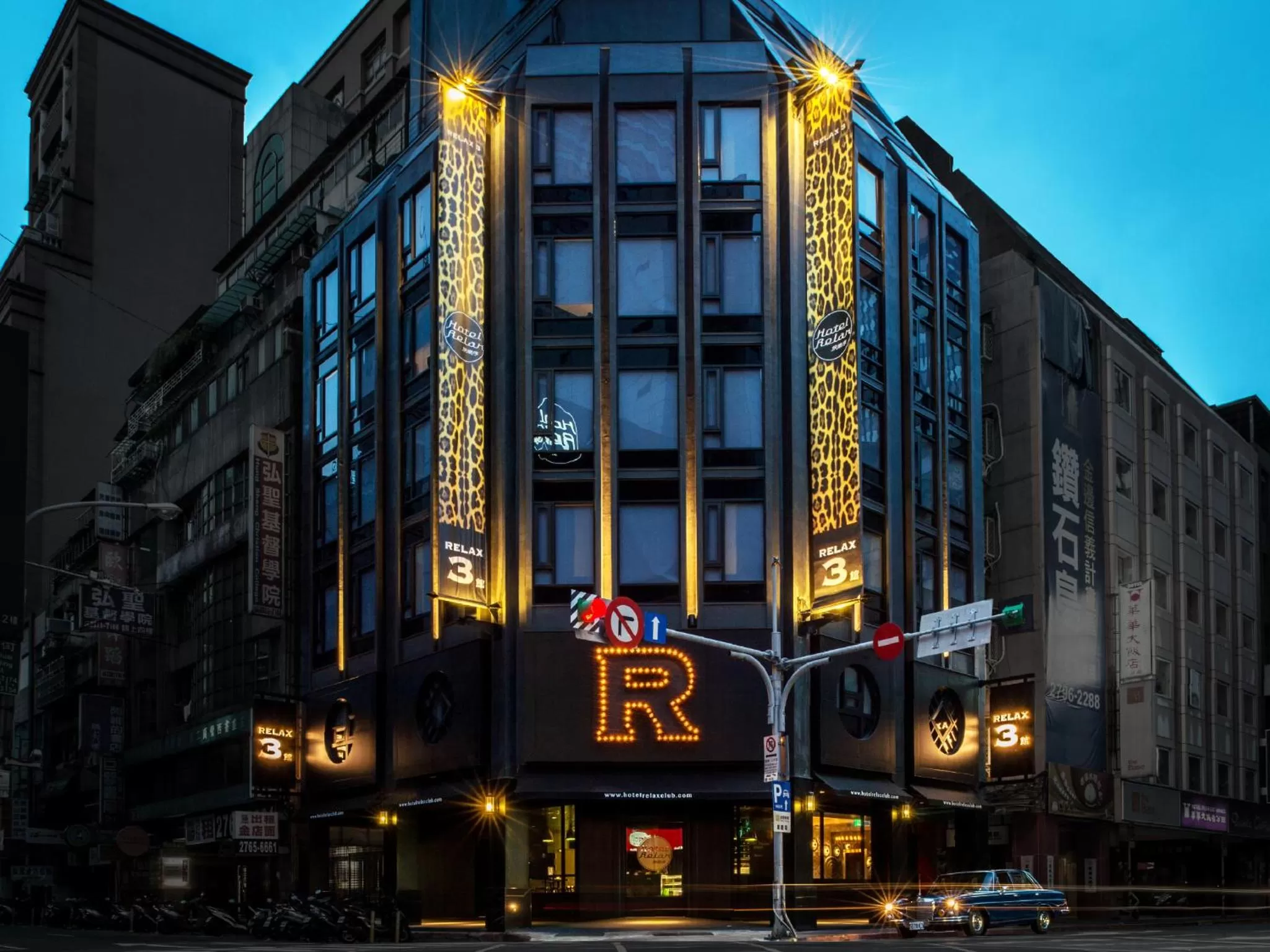 Property building in Hotel Relax III