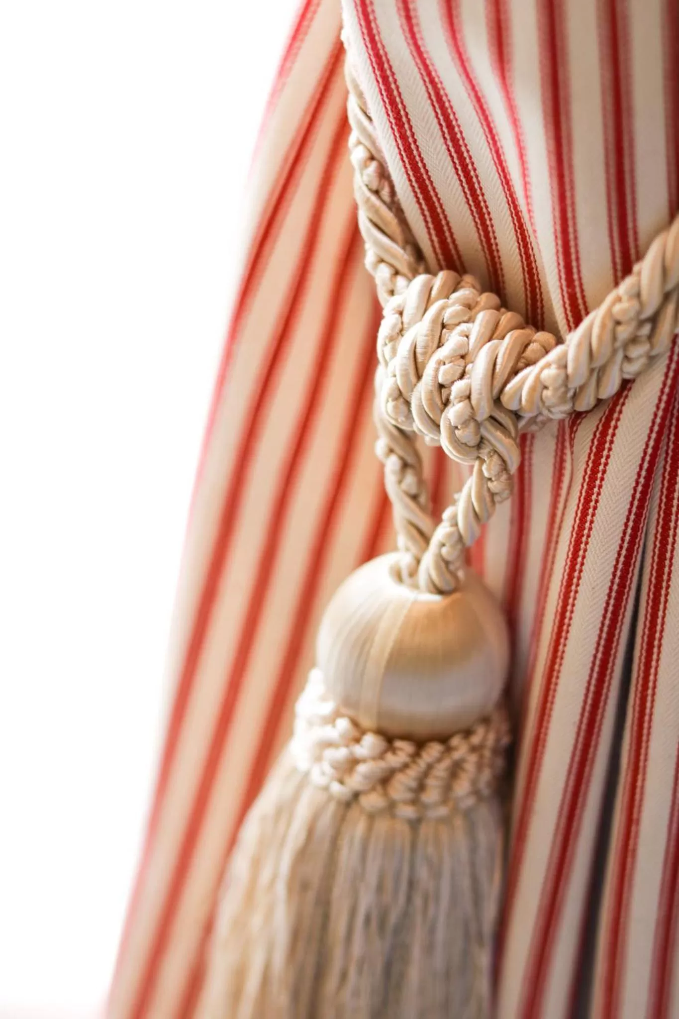 Decorative detail in Fleur de Lys Bampton