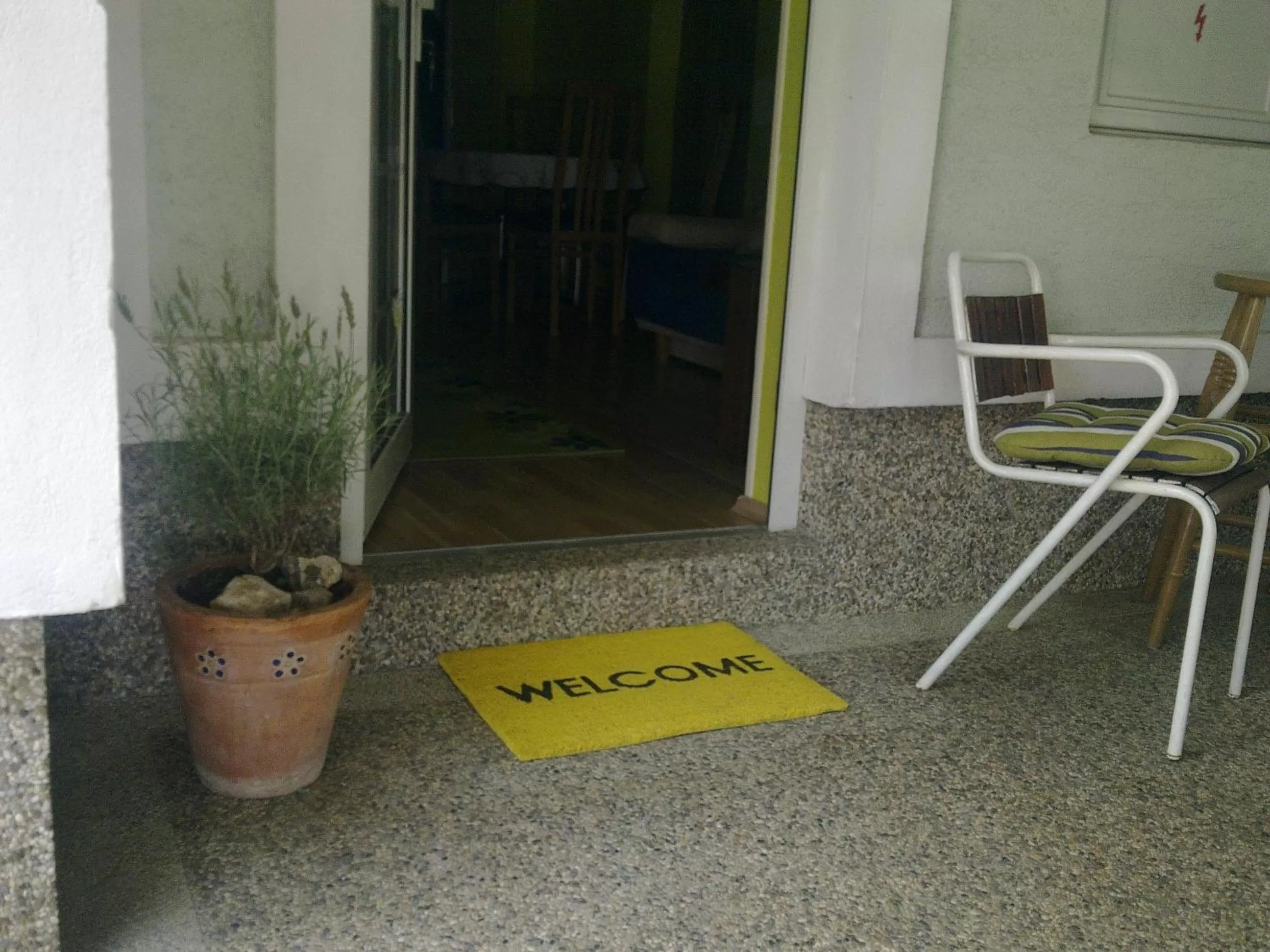 Apartment & Rooms Miboti