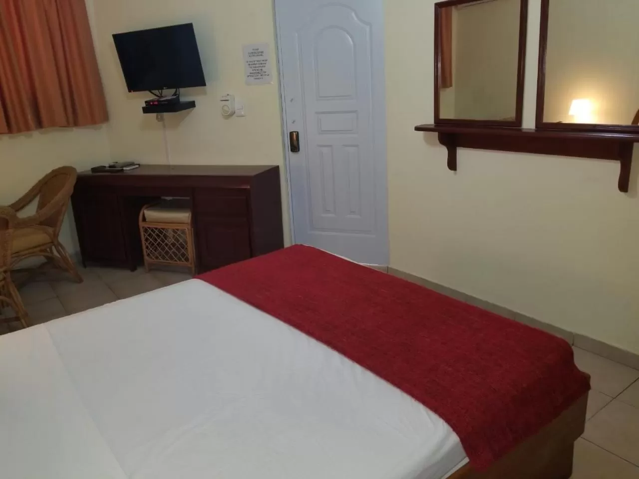 Bed in Hotel Plaza Europa