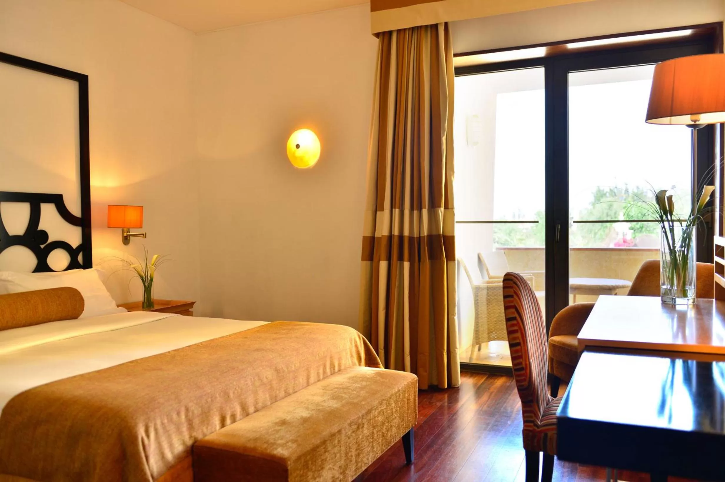 Bedroom, Bed in Pousada Convento de Tavira