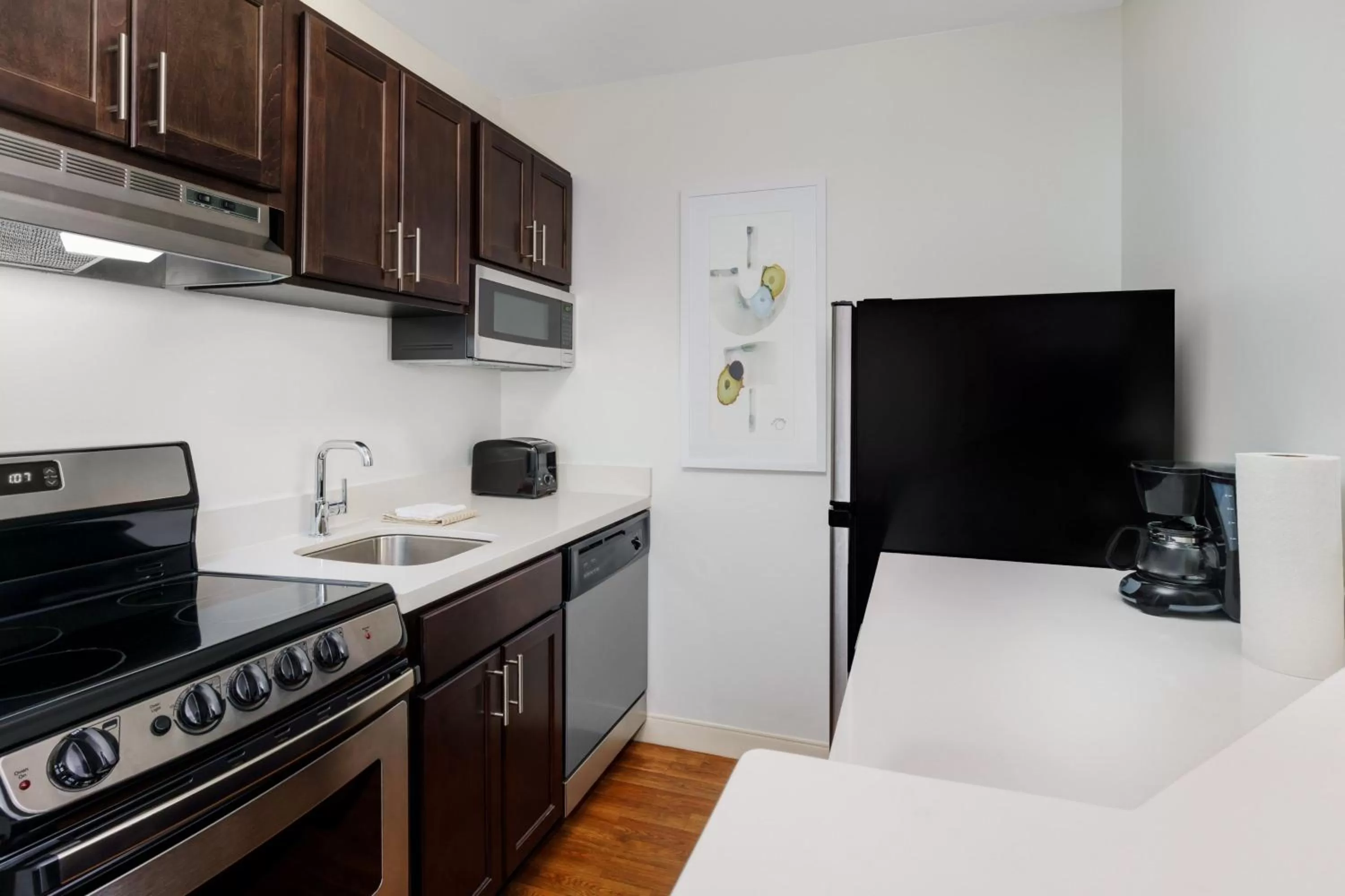 Kitchen or kitchenette in TownePlace Suites Manchester-Boston Regional Airport