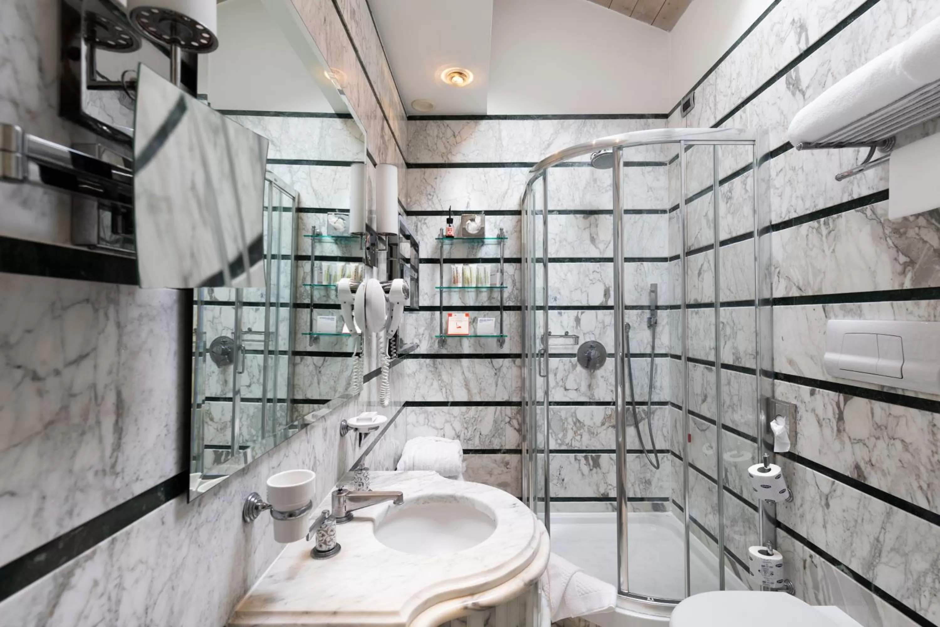 Bathroom in La Ciliegina Lifestyle Hotel