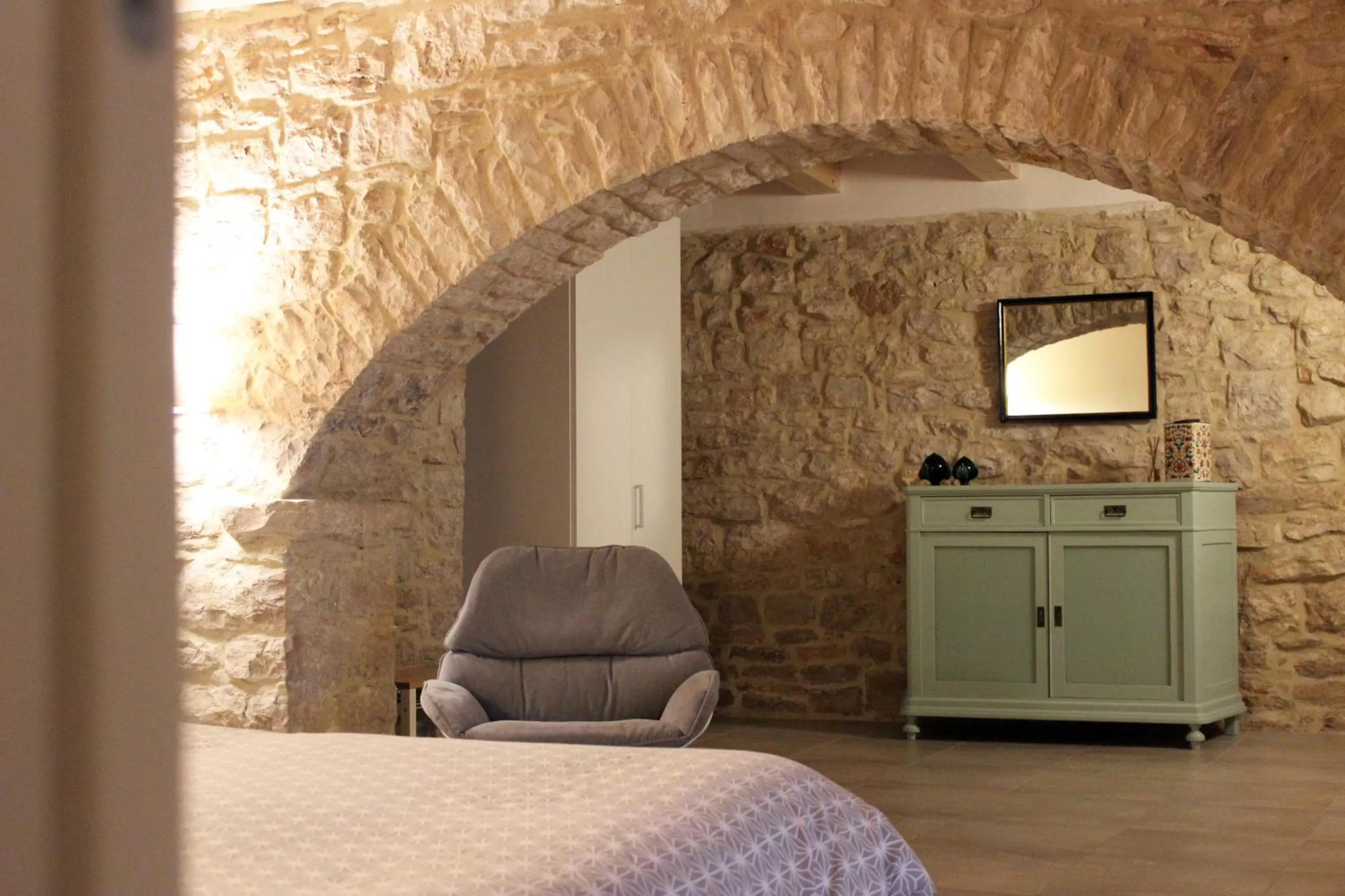 Bedroom, Bed in Albertario