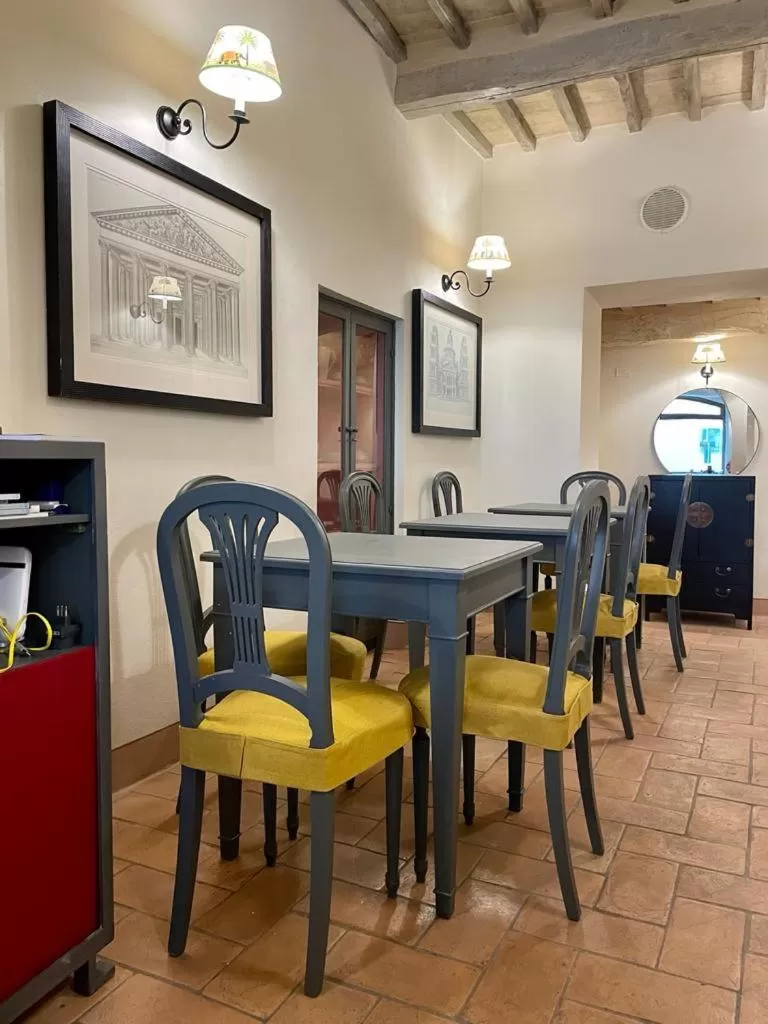 Restaurant/Places to Eat in la locanda di anita