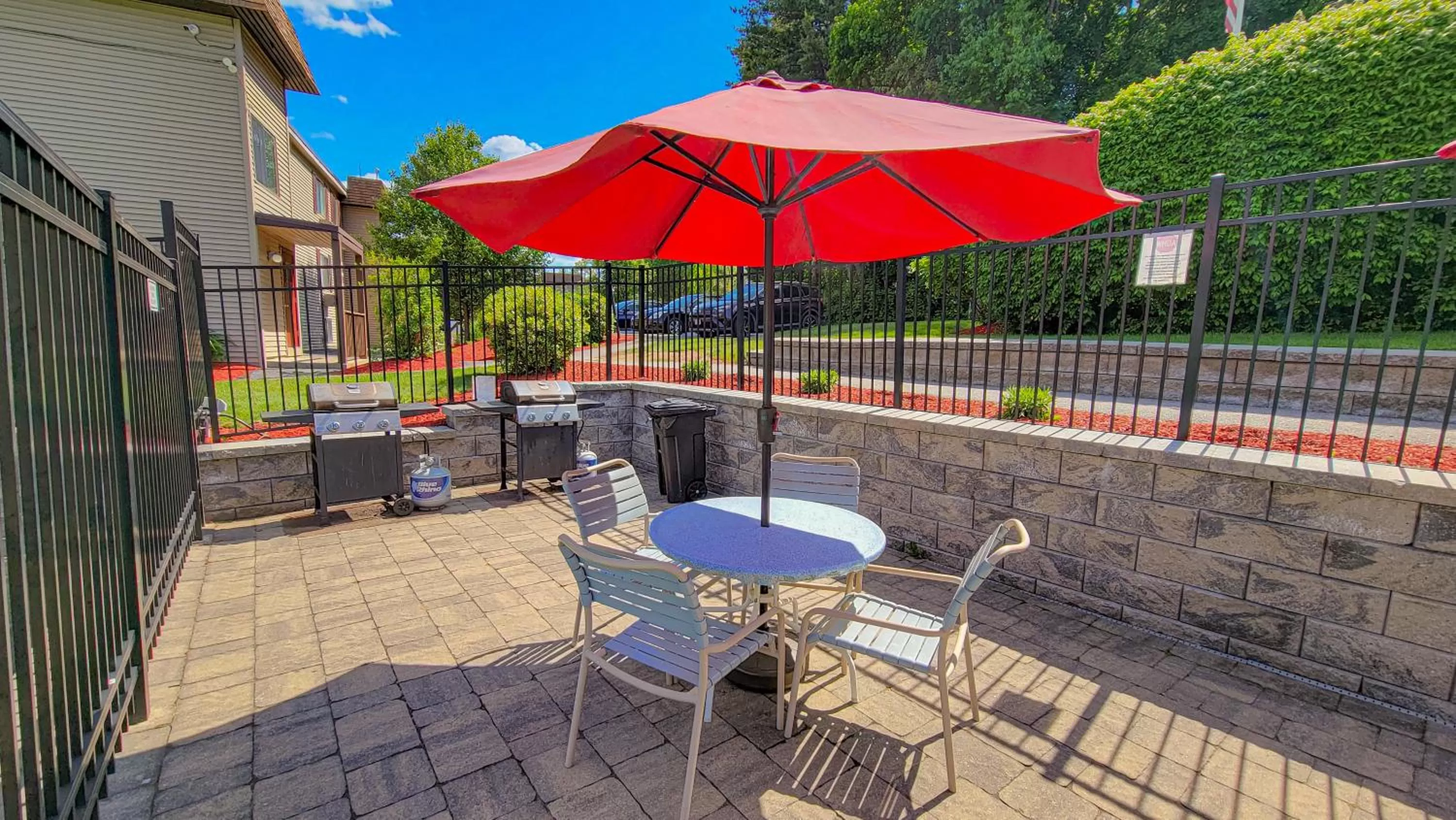BBQ facilities in Village of Winnipesaukee