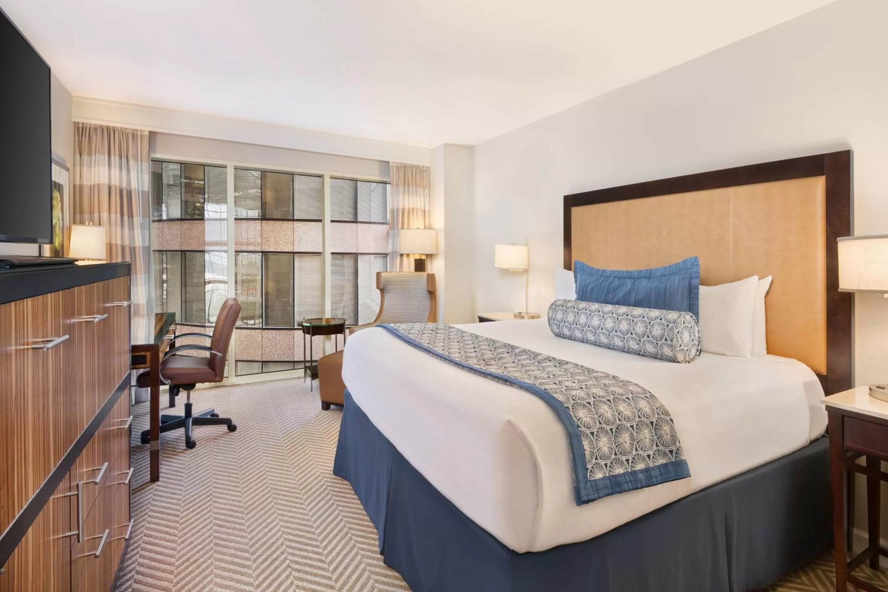 Photo of the whole room, Bed in The Westshore Grand, A Tribute Portfolio Hotel, Tampa