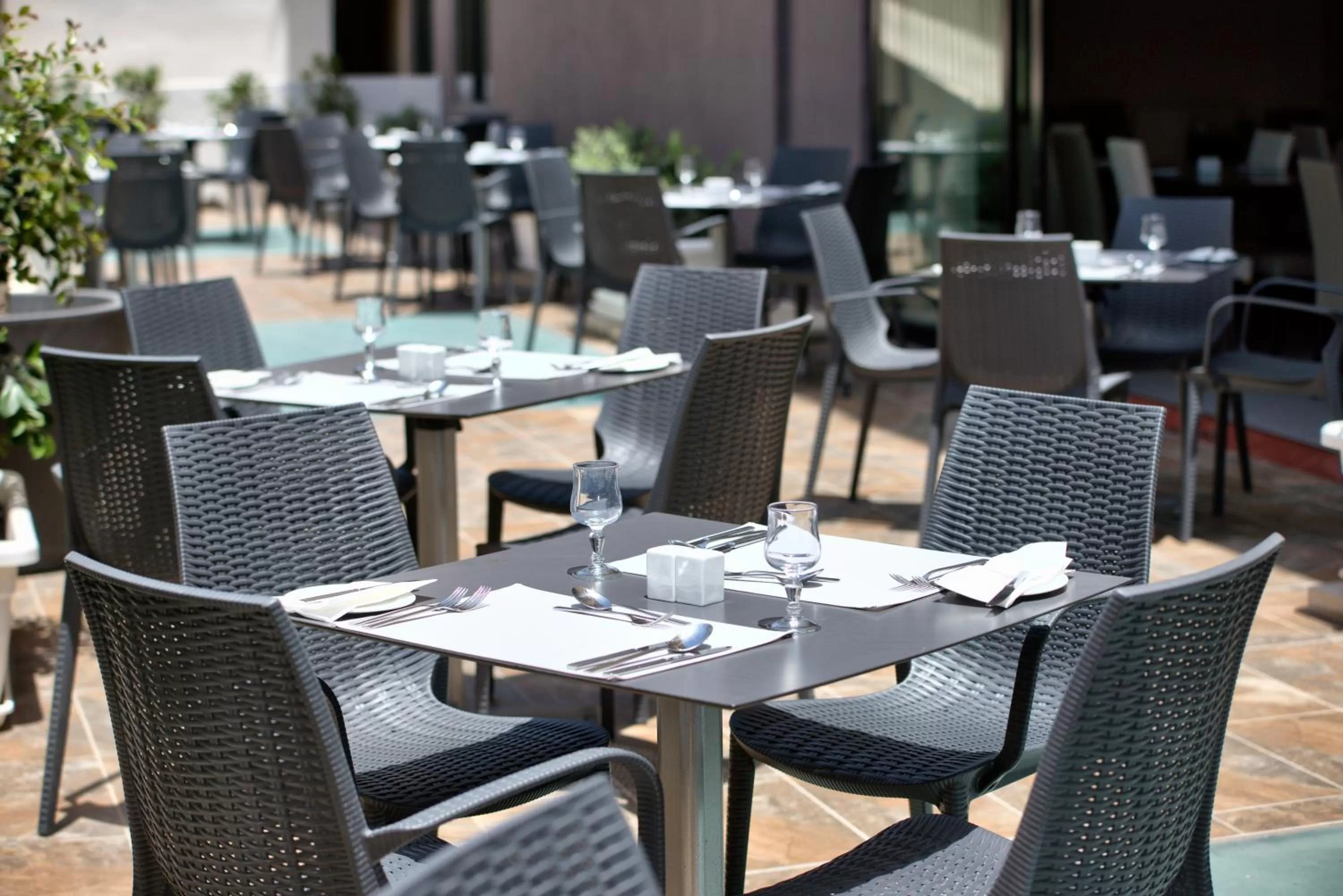 Restaurant/places to eat in Hotel Argento