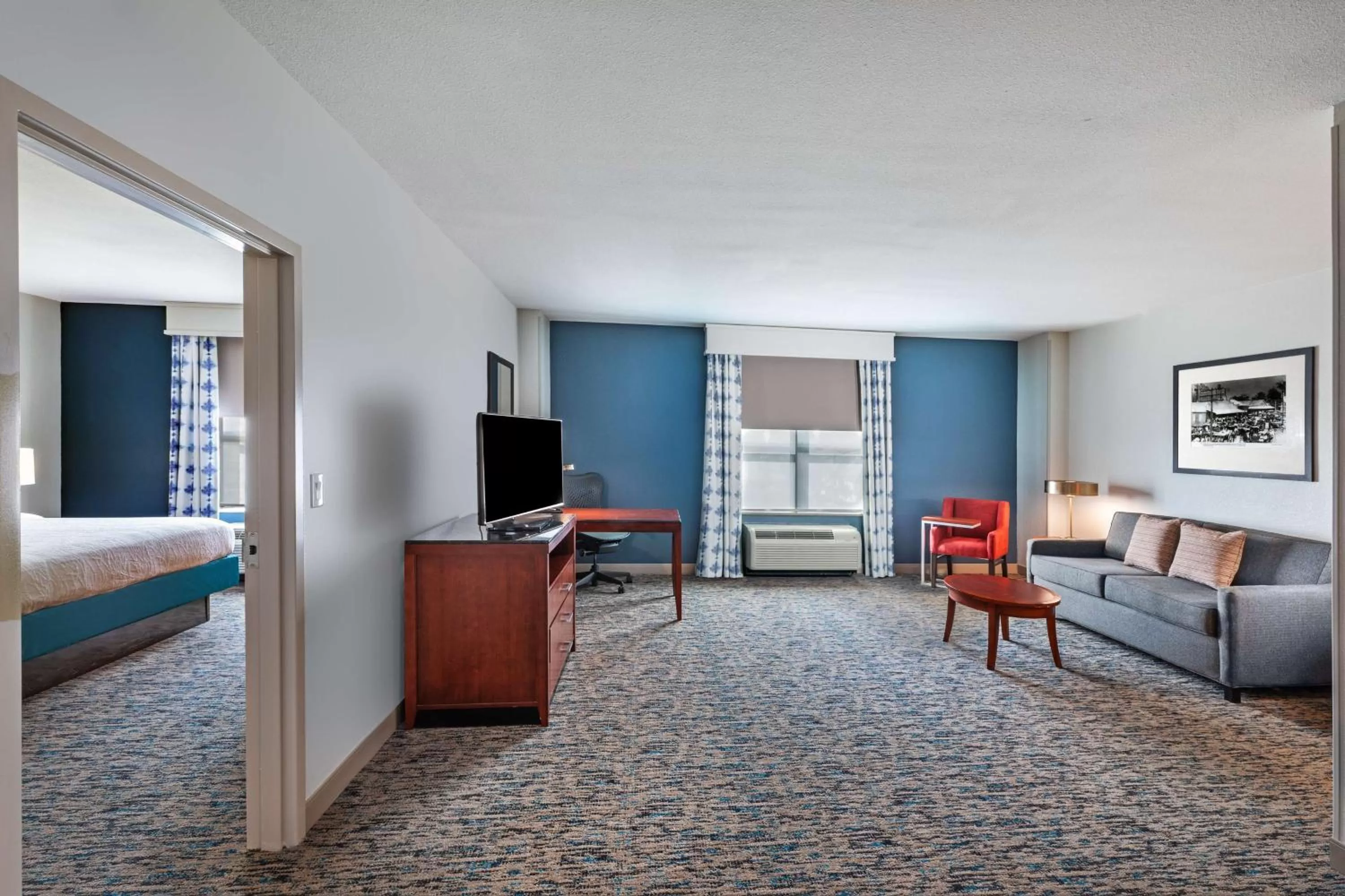 Living room, Bed in Hilton Garden Inn Houston/Sugar Land
